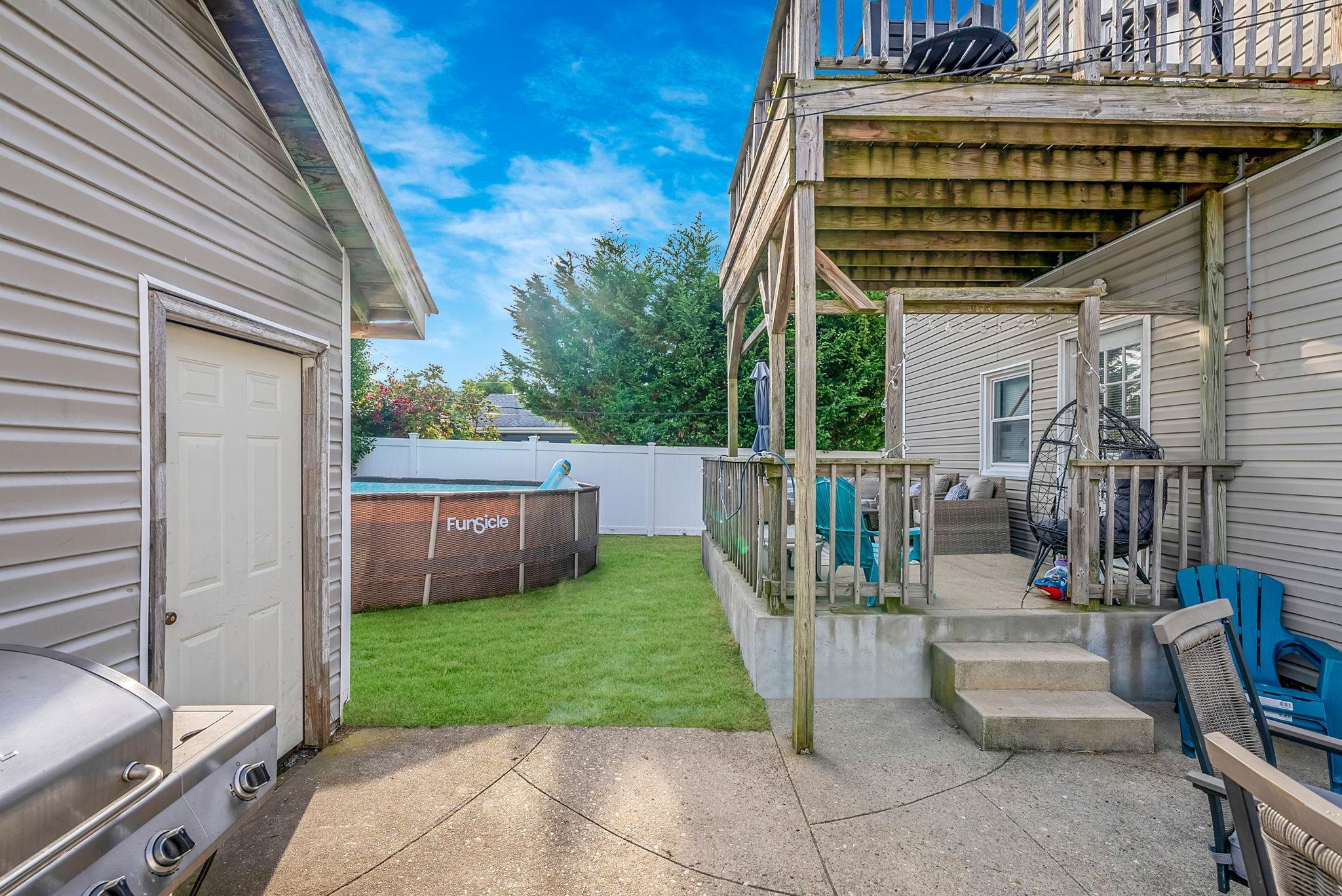 Single Family Pine  Nassau County, NY 11561, MLS-852098-8