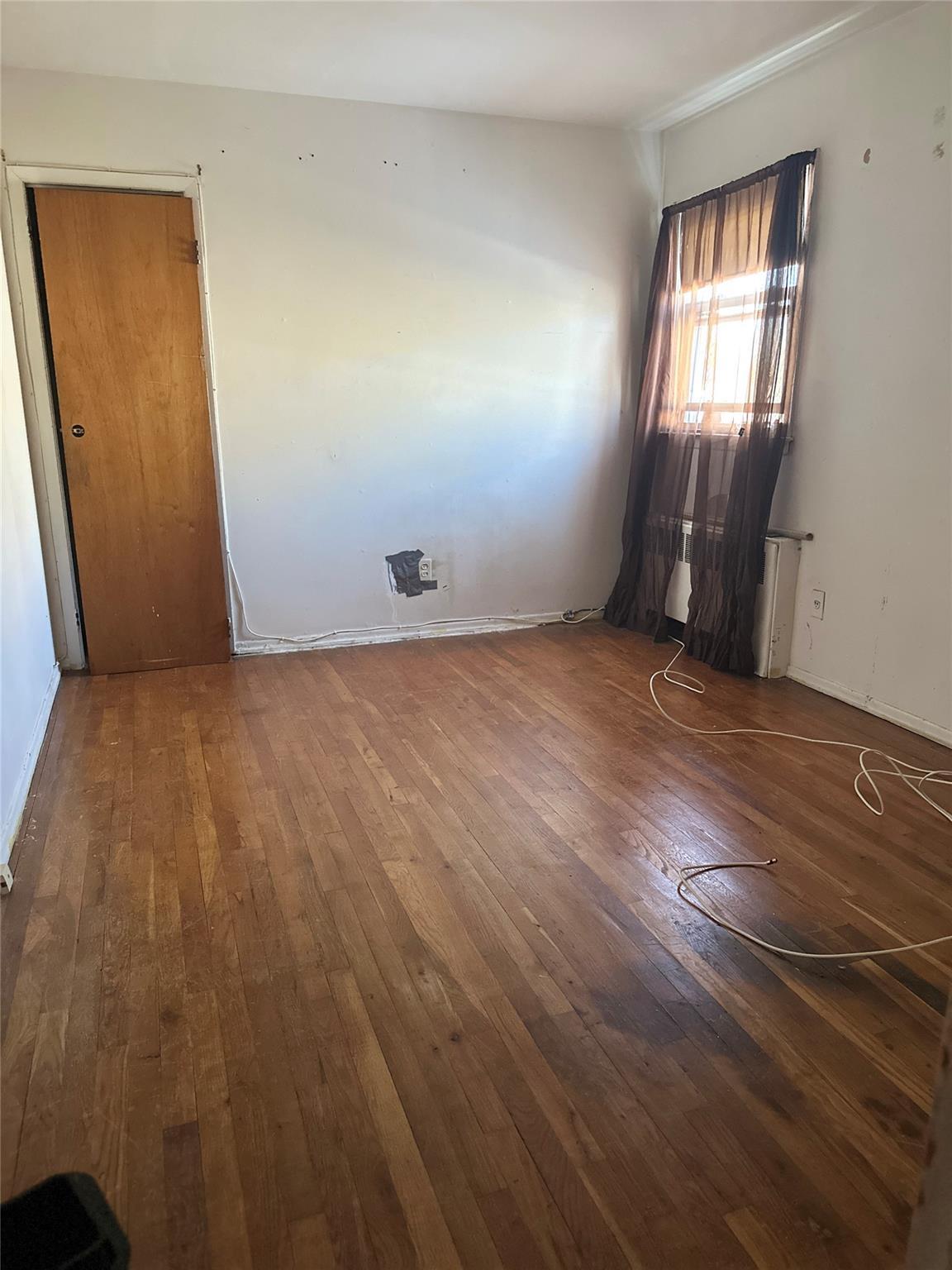 Single Family 147th  Queens, NY 11422, MLS-852101-12