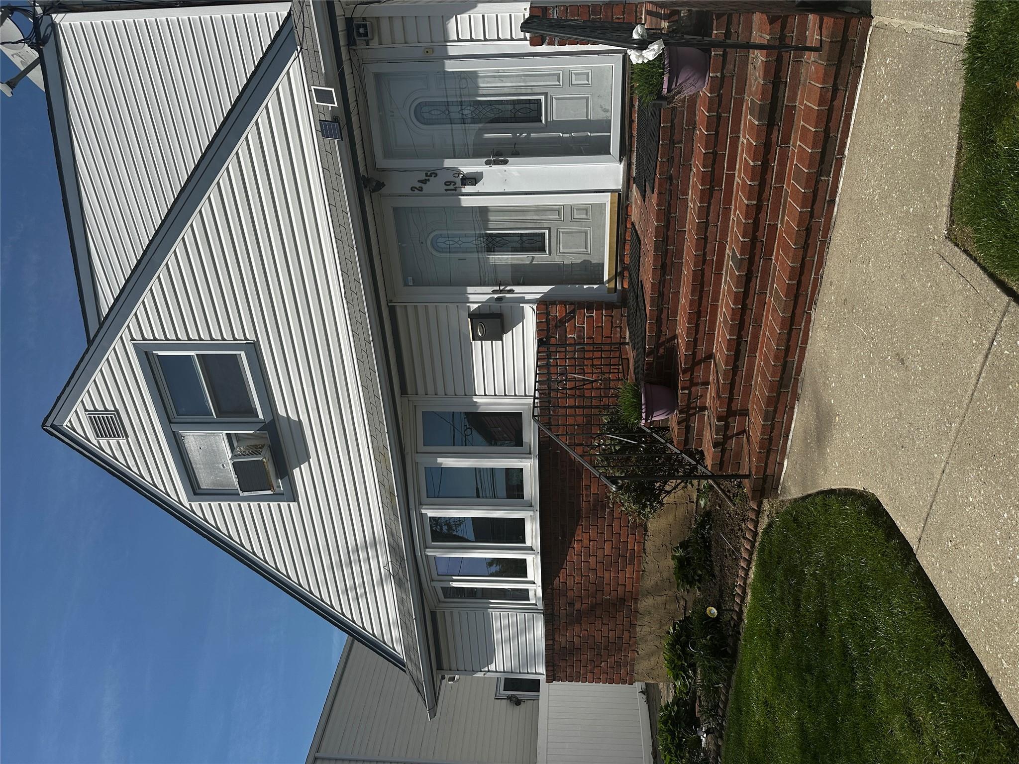 Single Family 147th  Queens, NY 11422, MLS-852101-2
