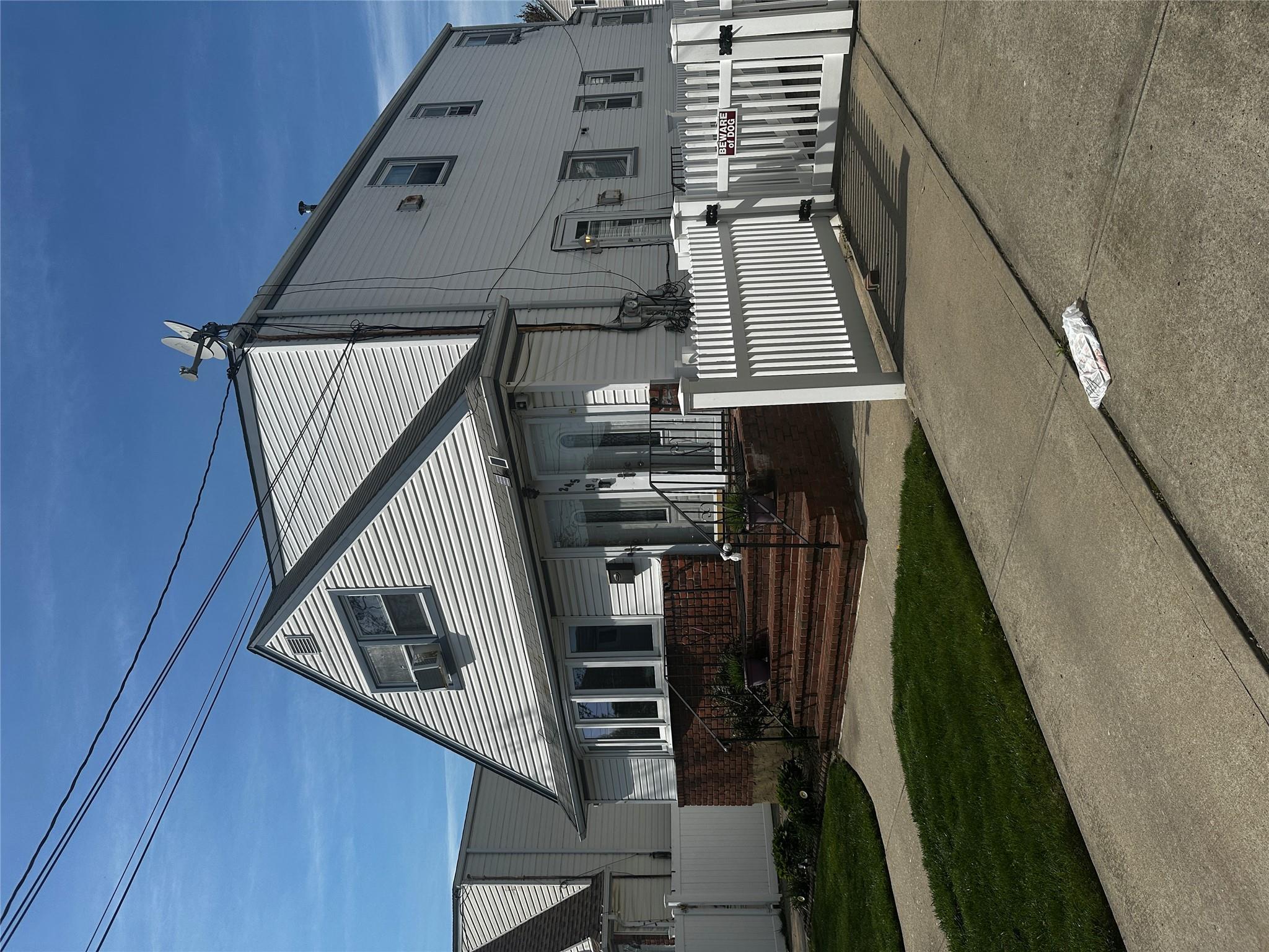 Single Family 147th  Queens, NY 11422, MLS-852101-3
