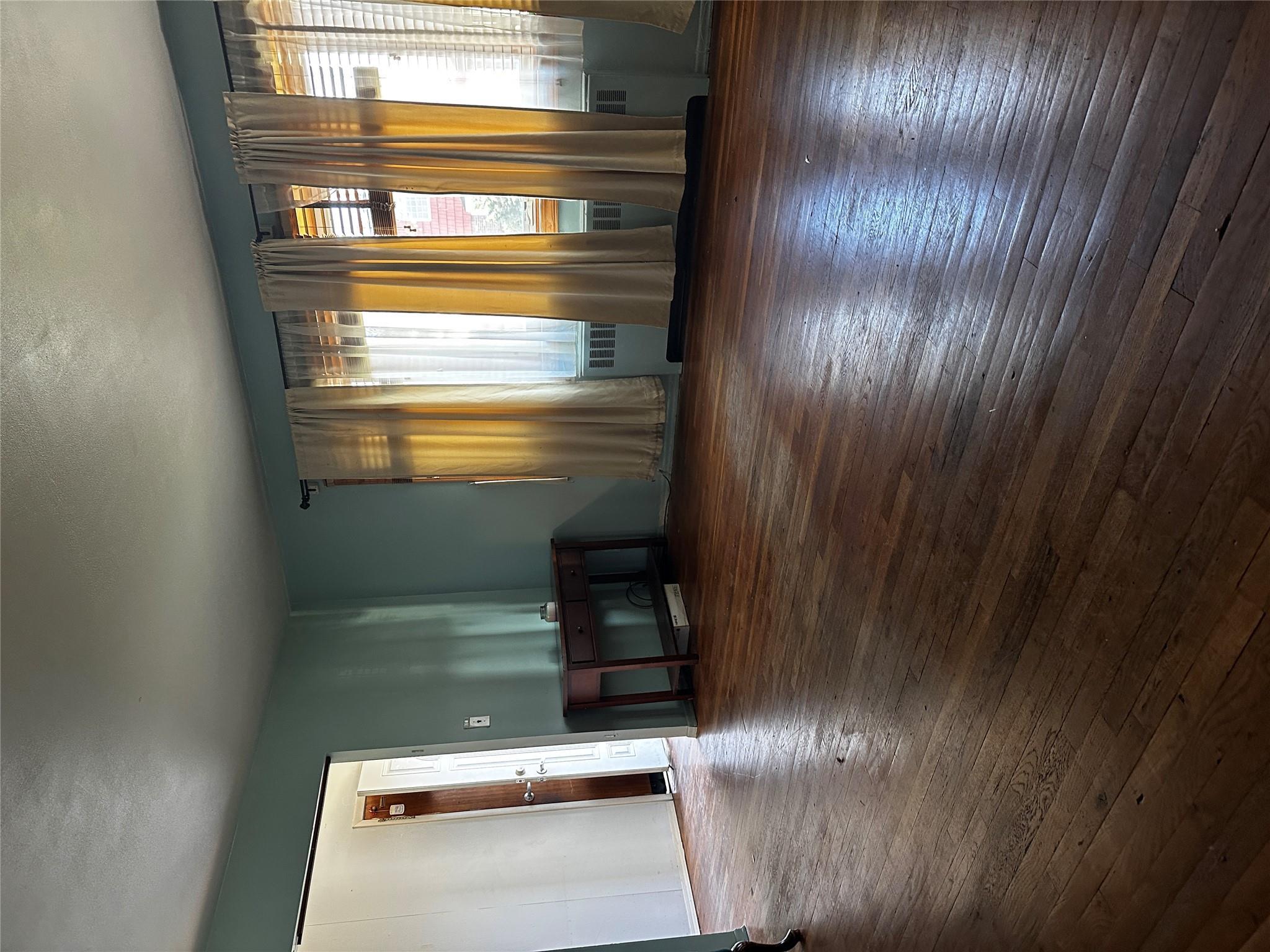 Single Family 147th  Queens, NY 11422, MLS-852101-9