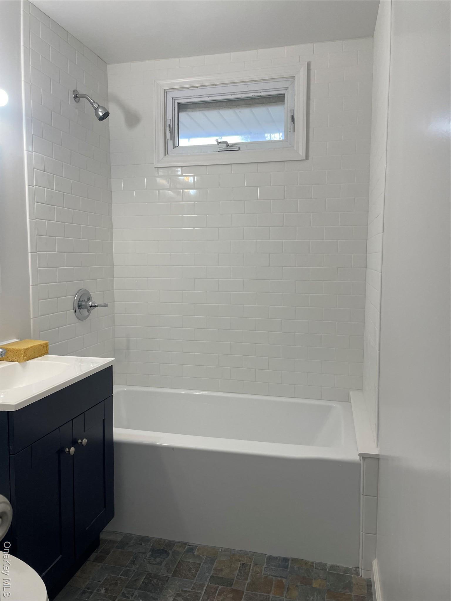 Single Family Union  Suffolk County, NY 11772, MLS-852103-5