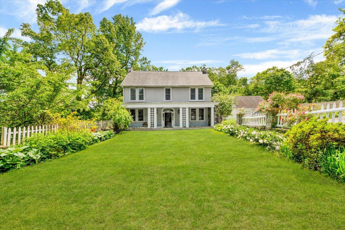 Single Family Sunset  Westchester County, NY 10530, MLS-852129-10