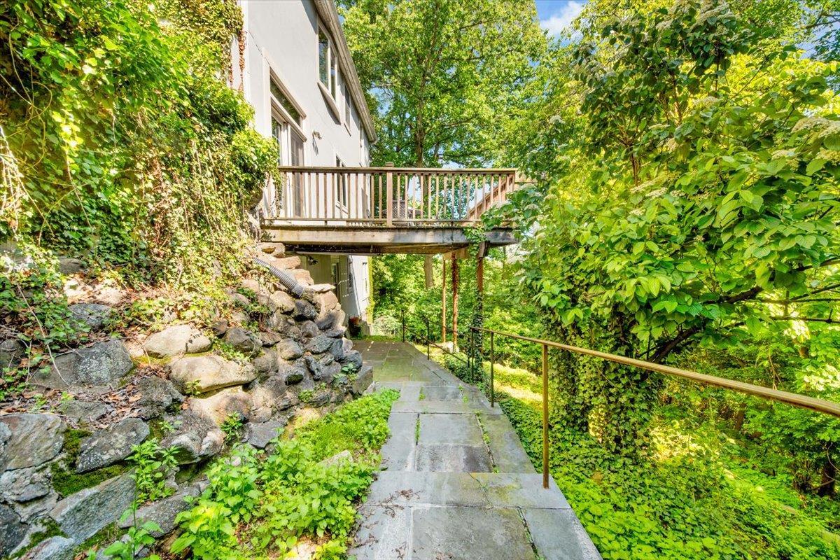 Single Family Sunset  Westchester County, NY 10530, MLS-852129-36