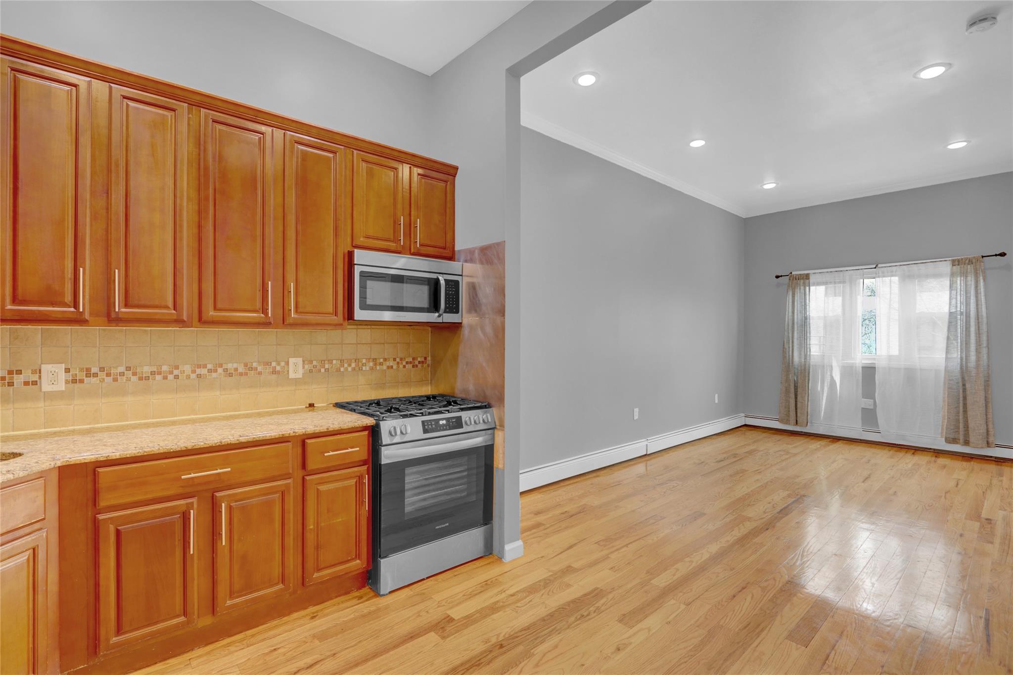 Apartment Snediker  Brooklyn, NY 11207, MLS-852160-13