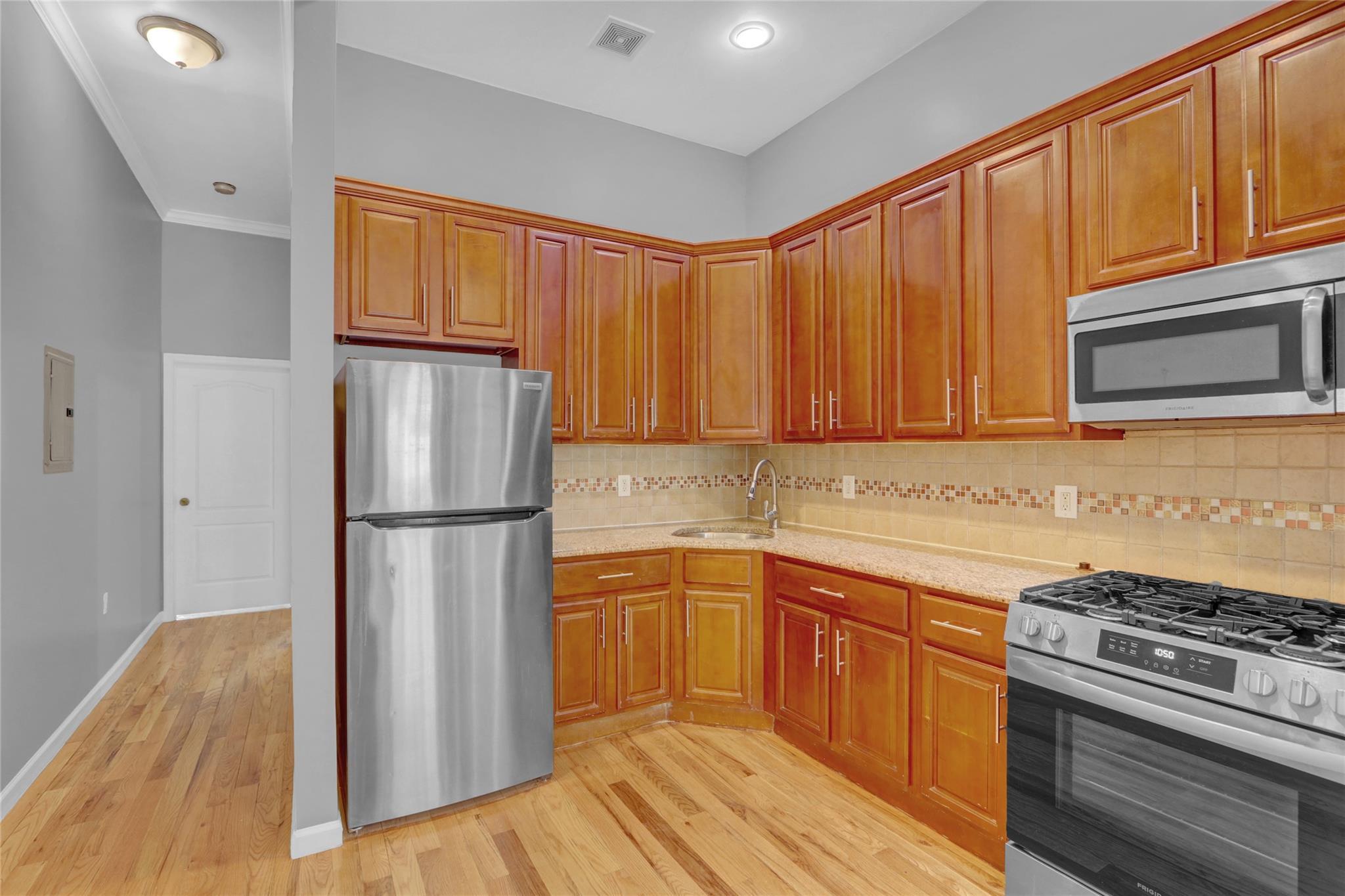 Apartment Snediker  Brooklyn, NY 11207, MLS-852160-14