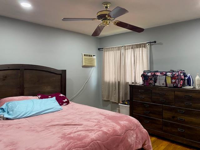 Single Family Minrol  Suffolk County, NY 11776, MLS-852163-22