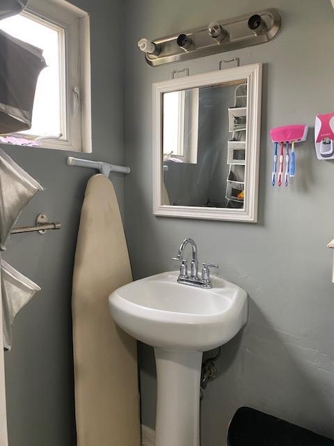 Single Family Minrol  Suffolk County, NY 11776, MLS-852163-32