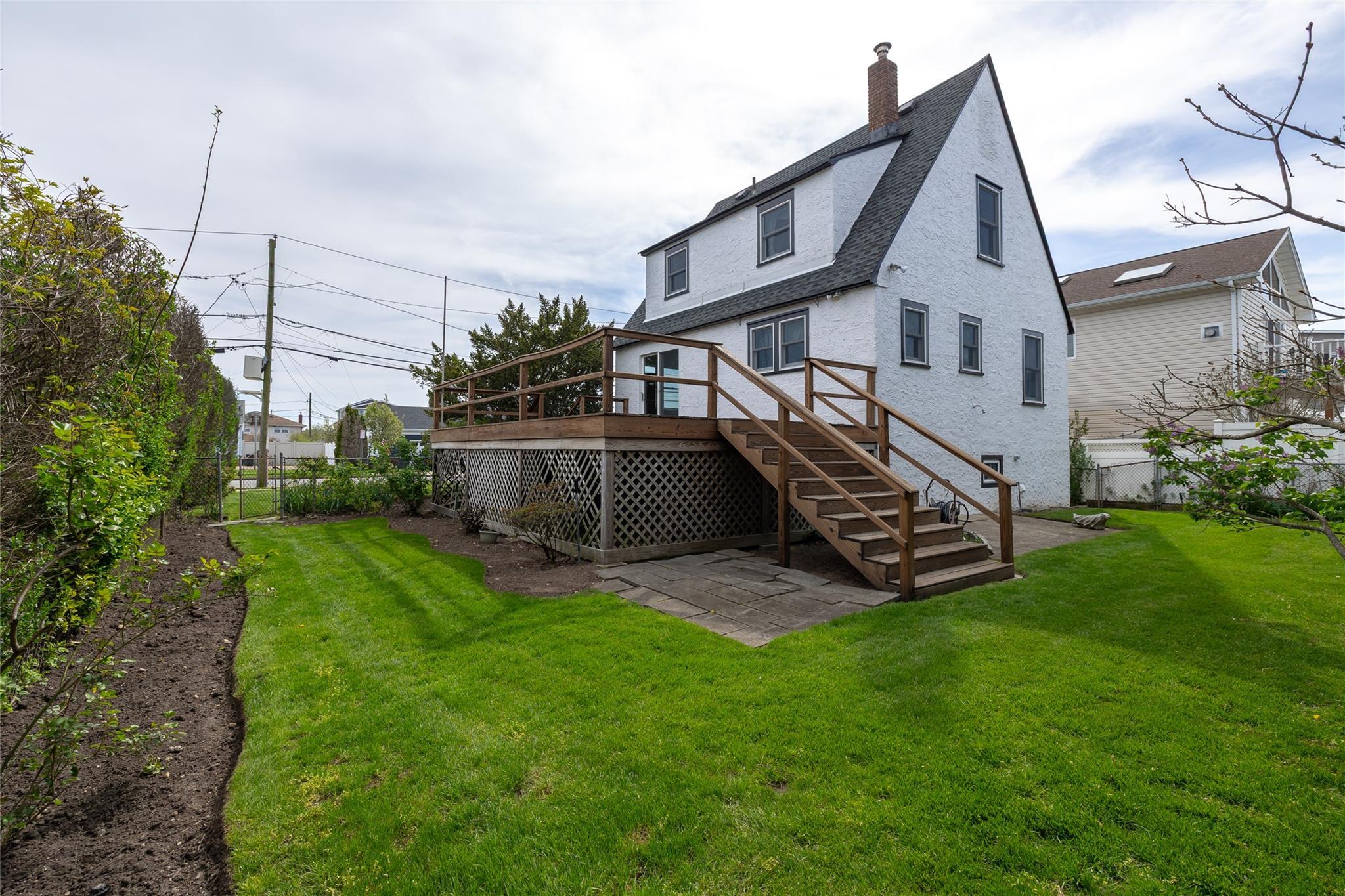 Single Family Sunset  Nassau County, NY 11558, MLS-852164-23