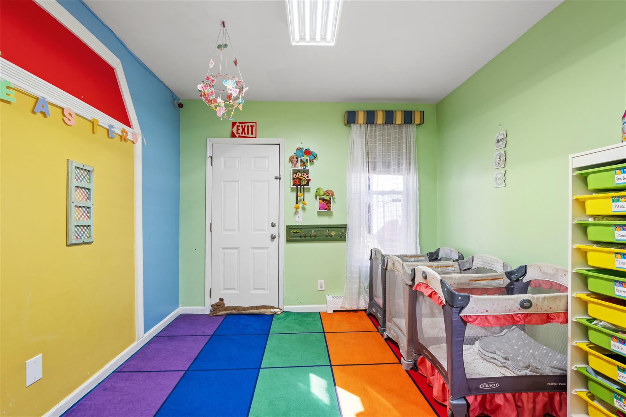 Single Family Park  Bronx, NY 10457, MLS-852183-24