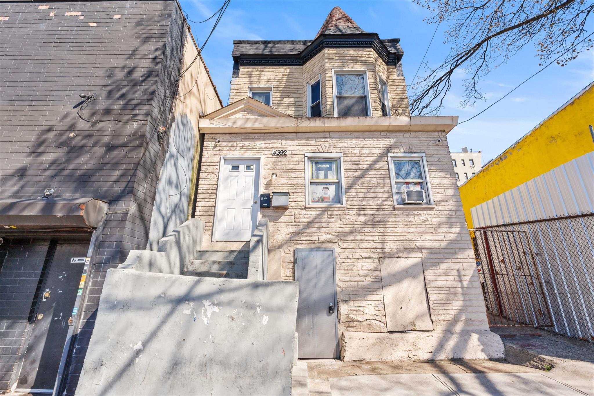 Single Family Park  Bronx, NY 10457, MLS-852183-32