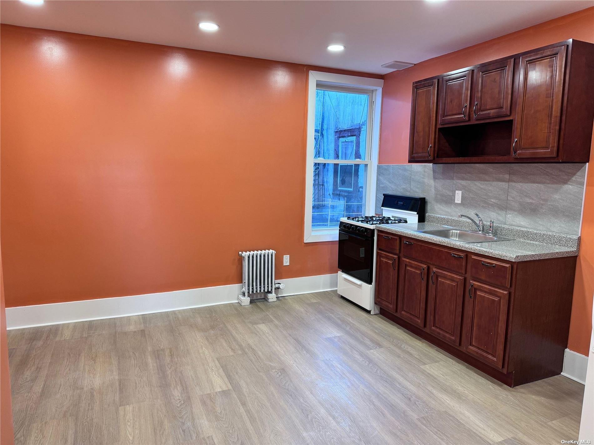 Apartment Jamaica  Queens, NY 11423, MLS-852219-4