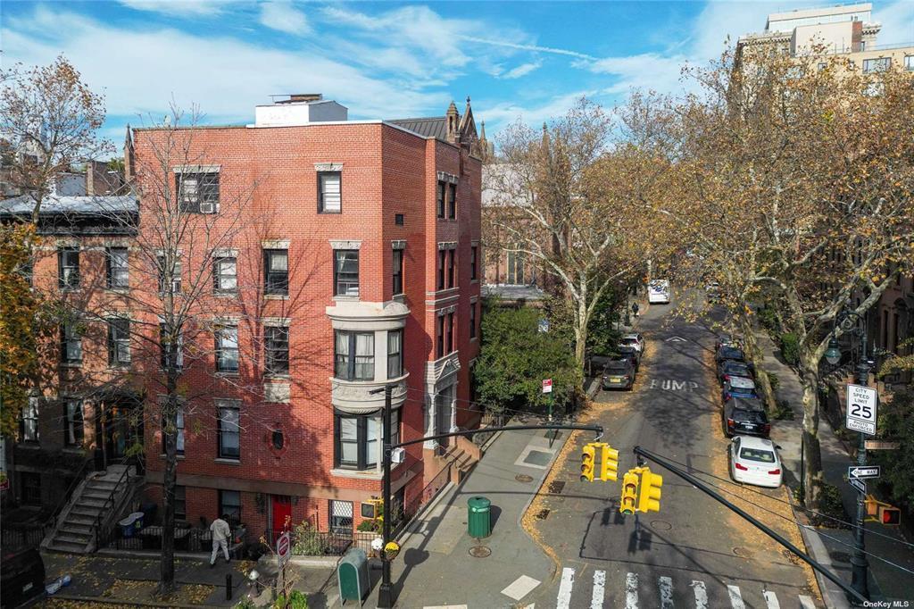 Single Family Hicks  Brooklyn, NY 11201, MLS-852231-3