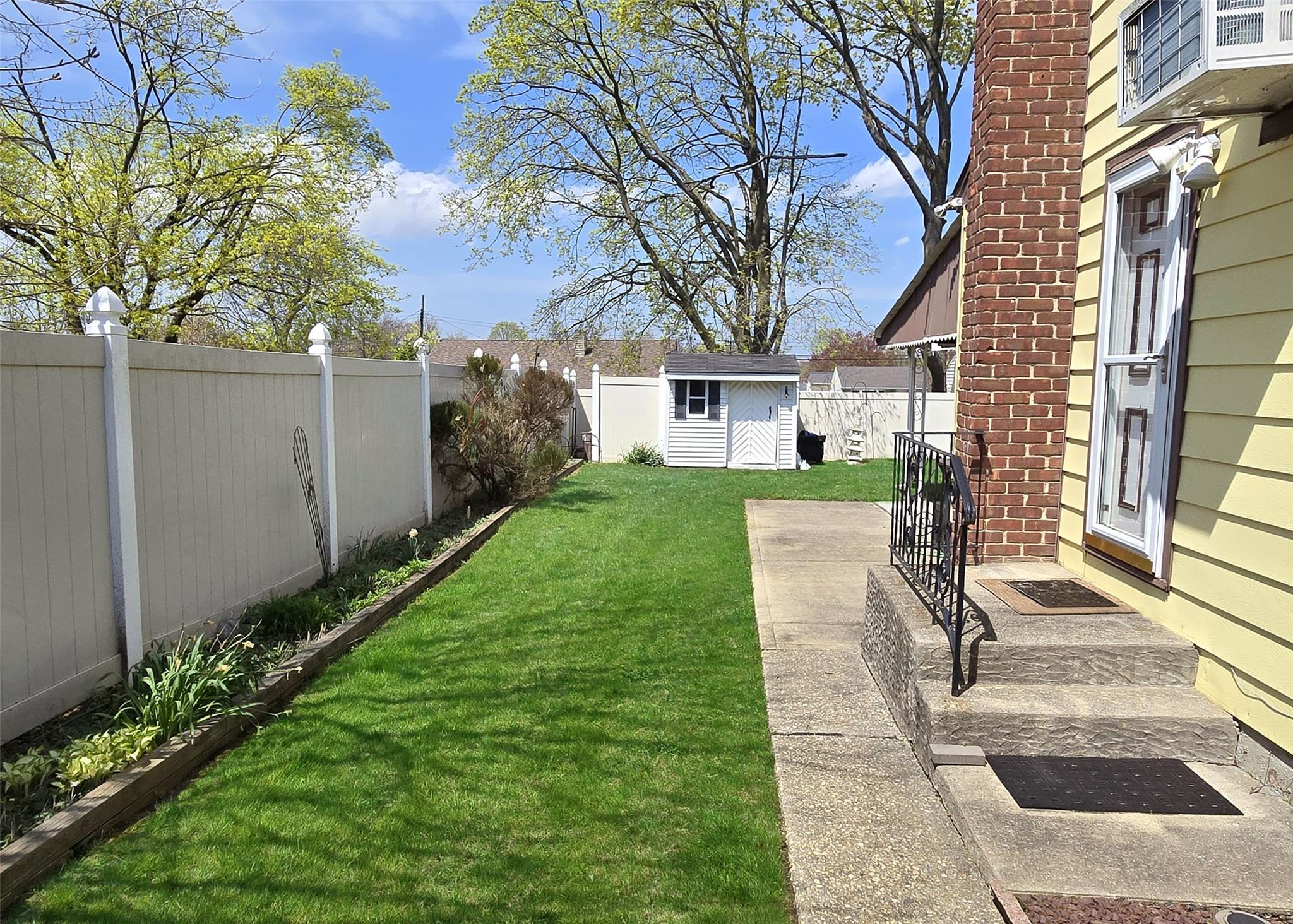 Single Family Chestnut  Suffolk County, NY 11722, MLS-852239-22