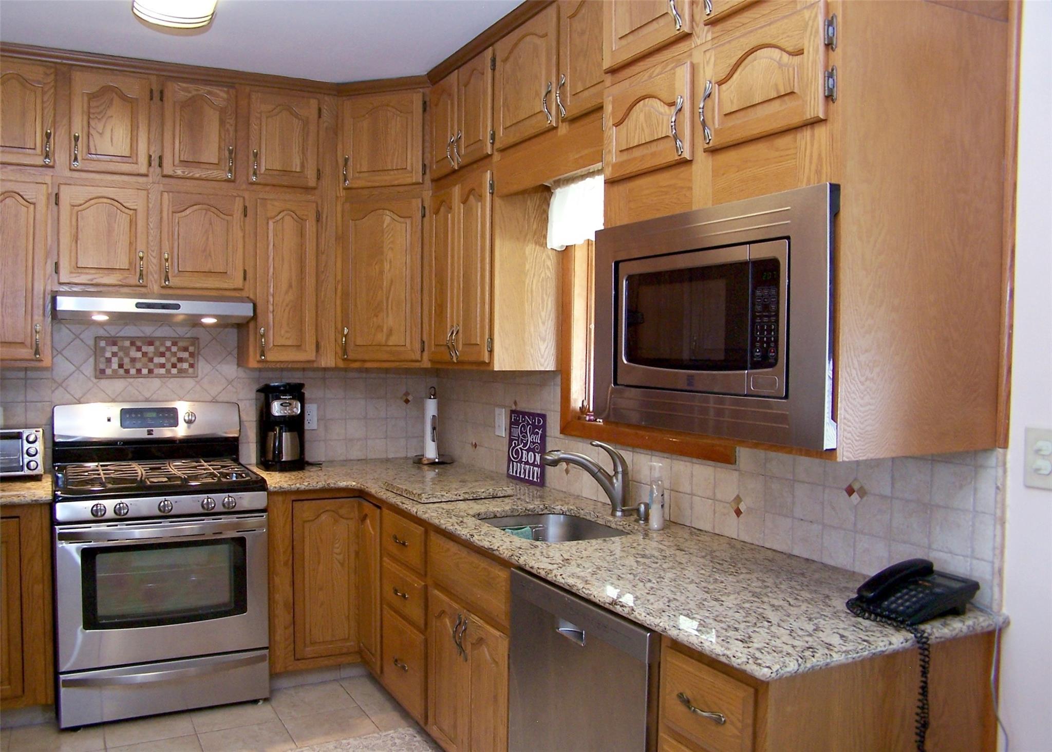 Single Family Chestnut  Suffolk County, NY 11722, MLS-852239-7