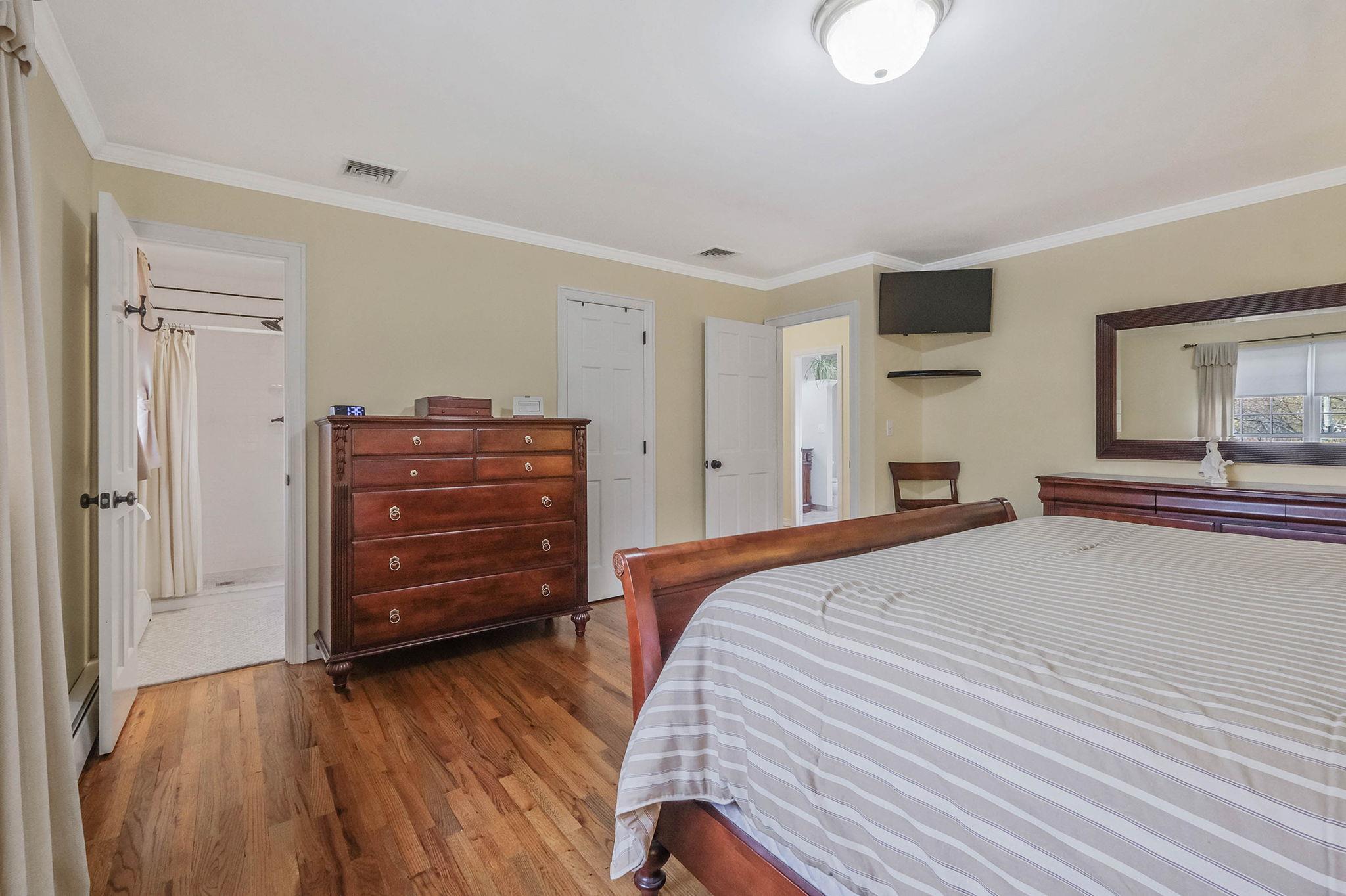 Single Family Judith  Suffolk County, NY 11778, MLS-852275-28