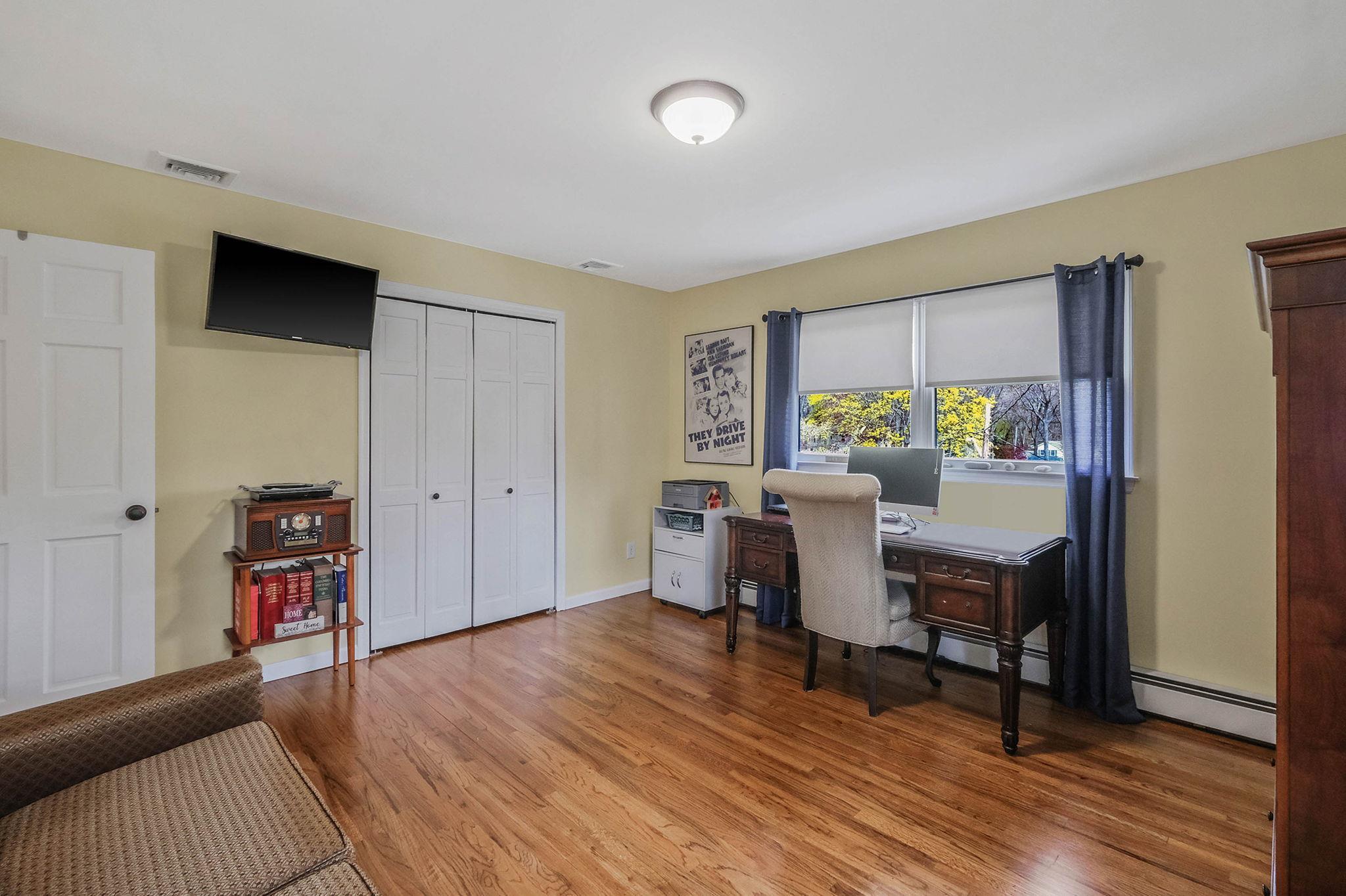Single Family Judith  Suffolk County, NY 11778, MLS-852275-30