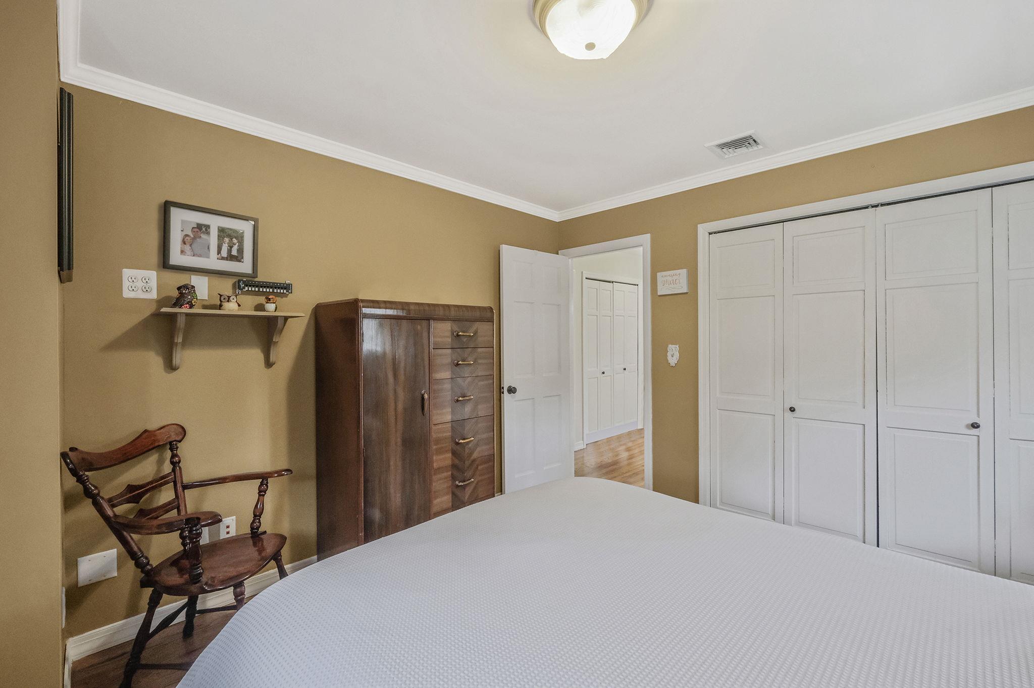 Single Family Judith  Suffolk County, NY 11778, MLS-852275-33