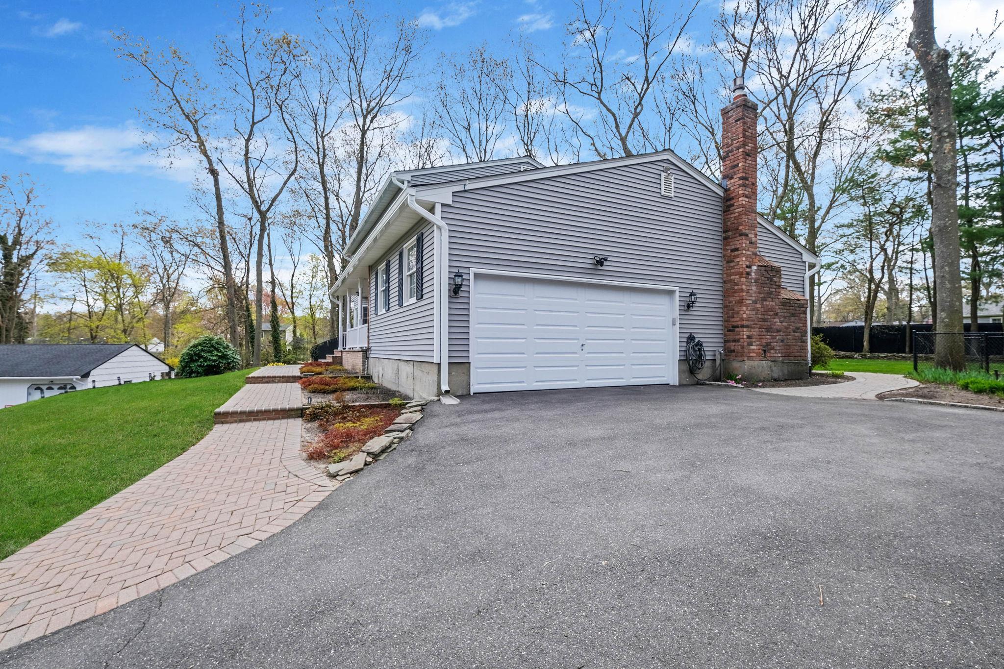 Single Family Judith  Suffolk County, NY 11778, MLS-852275-39