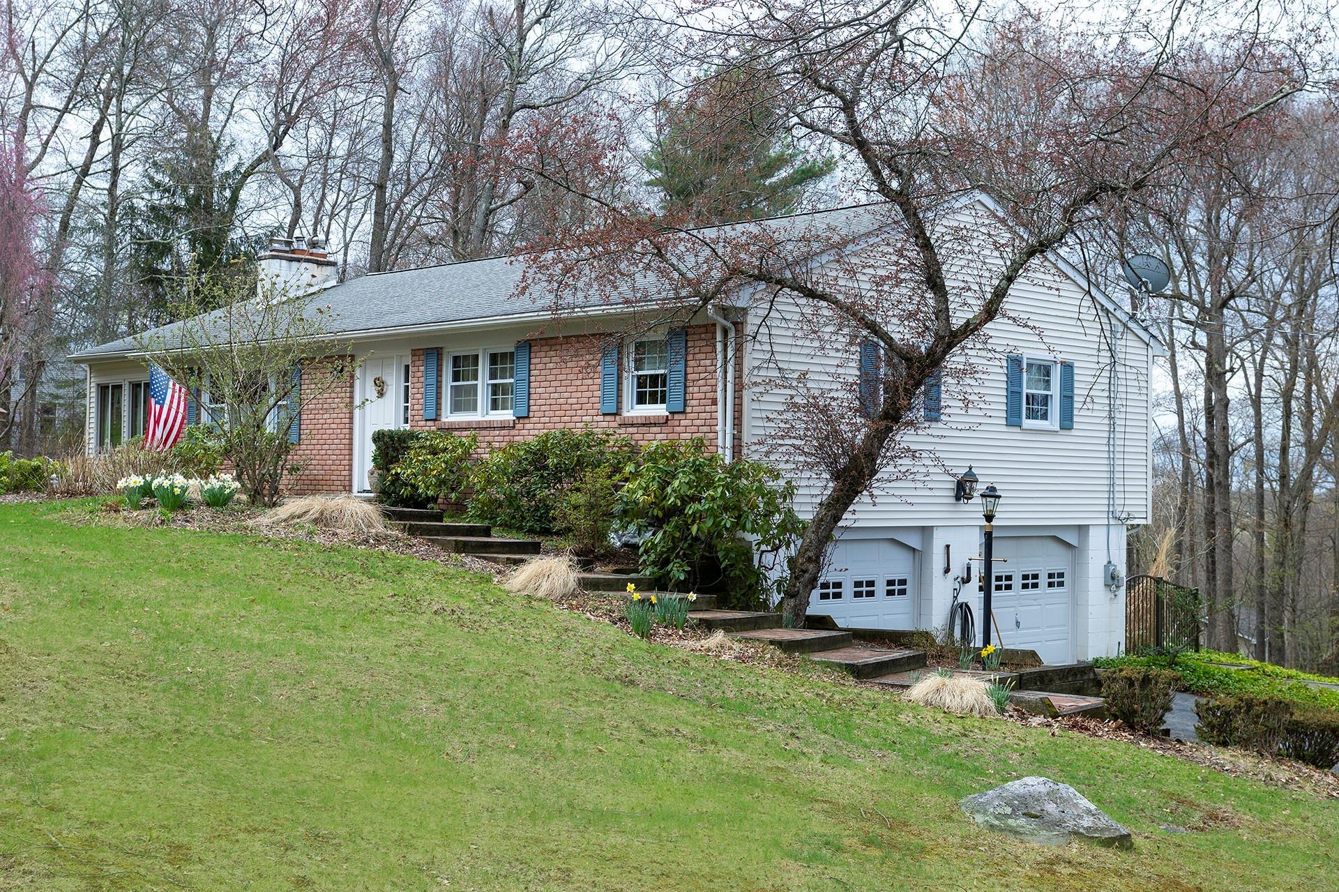 Single Family Tick Tock  Dutchess County, NY 12581, MLS-852283-6