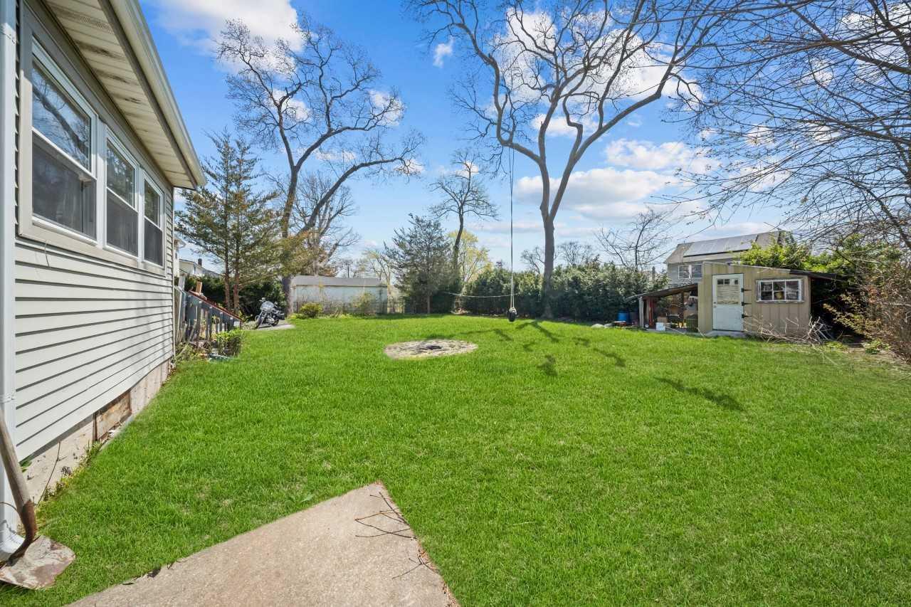 Single Family Bittermint  Suffolk County, NY 11751, MLS-852290-10