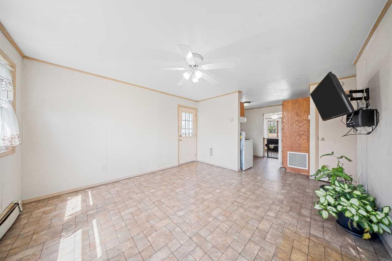 Single Family Bittermint  Suffolk County, NY 11751, MLS-852290-7