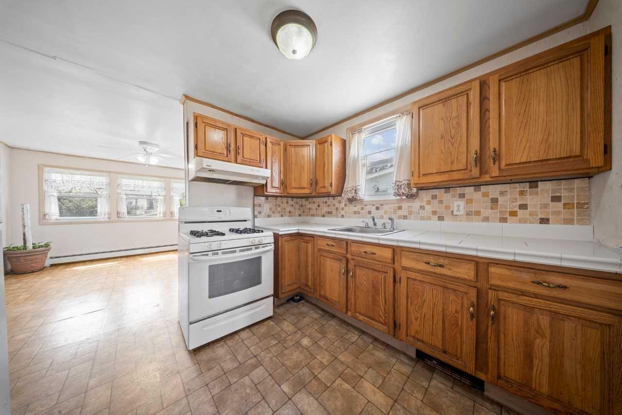 Single Family Bittermint  Suffolk County, NY 11751, MLS-852290-8