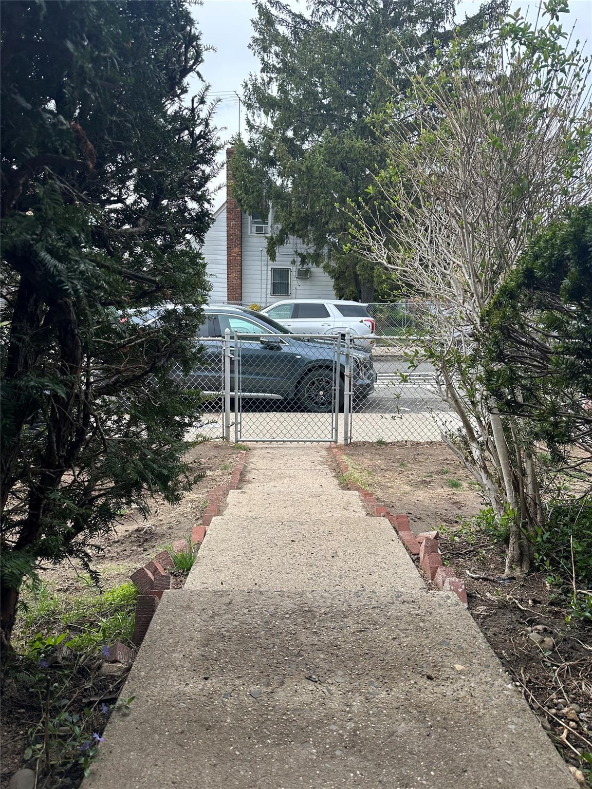 Single Family 184  Queens, NY 11412, MLS-852295-16