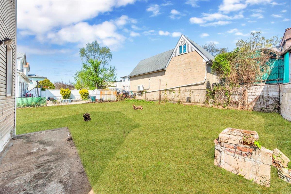 Single Family 127th  Queens, NY 11434, MLS-852301-5