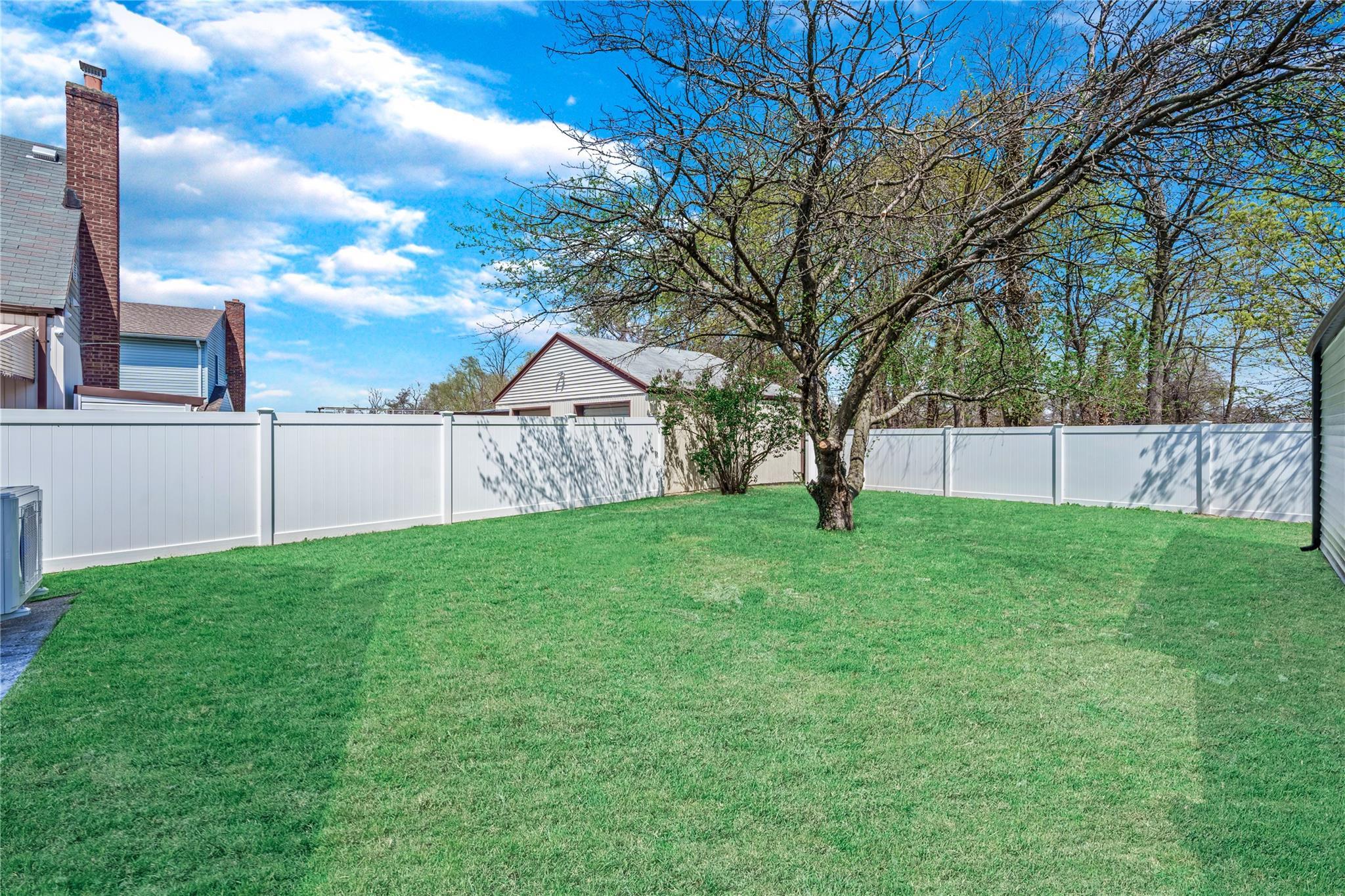 Single Family Mott Ave  Queens, NY 11691, MLS-852315-21