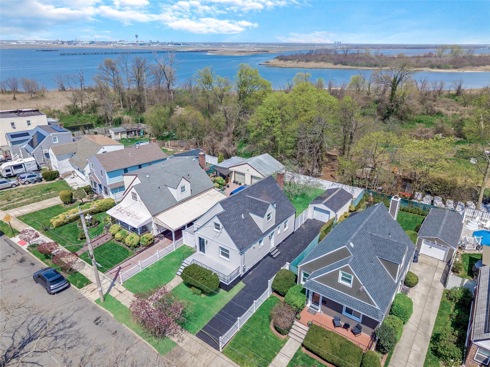 Single Family Mott Ave  Queens, NY 11691, MLS-852315-30