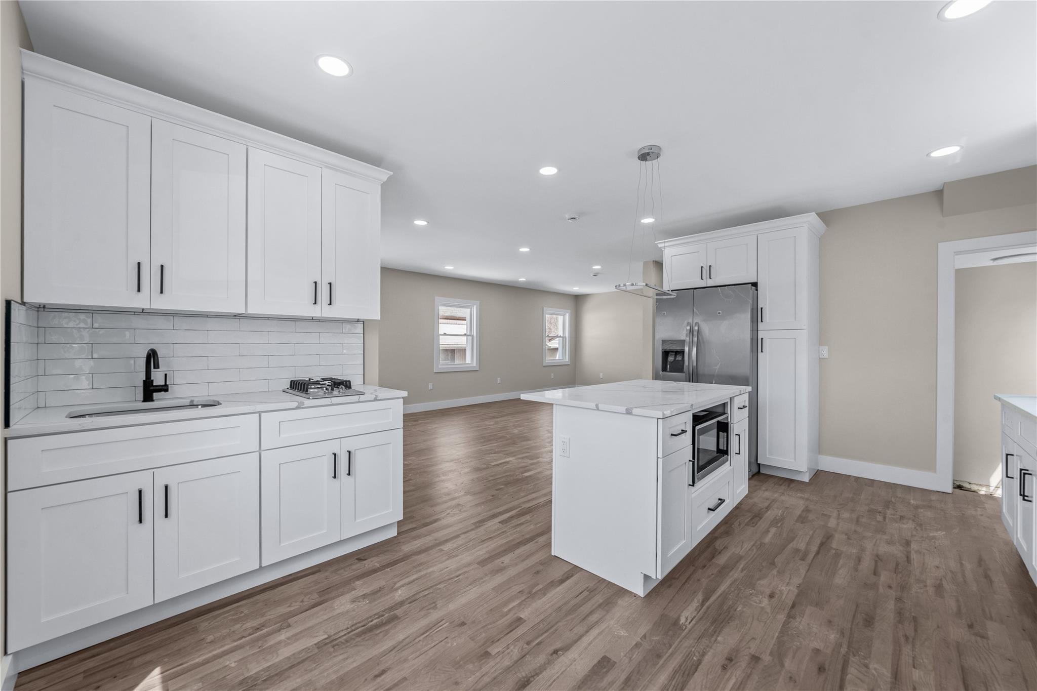 Single Family Mott Ave  Queens, NY 11691, MLS-852315-7
