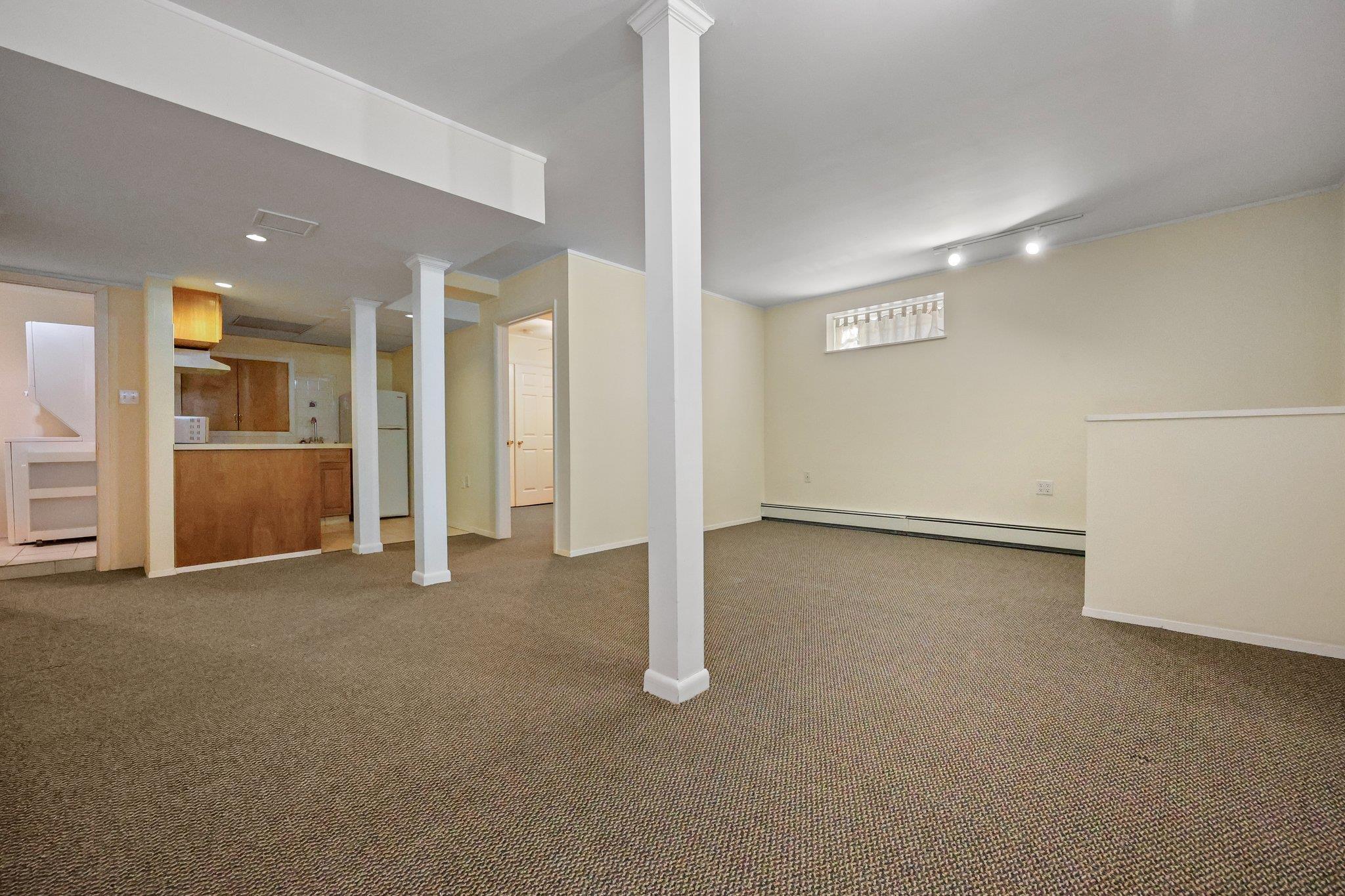 Condo Pemberwick  Out Of Area, NY 06831, MLS-852317-20