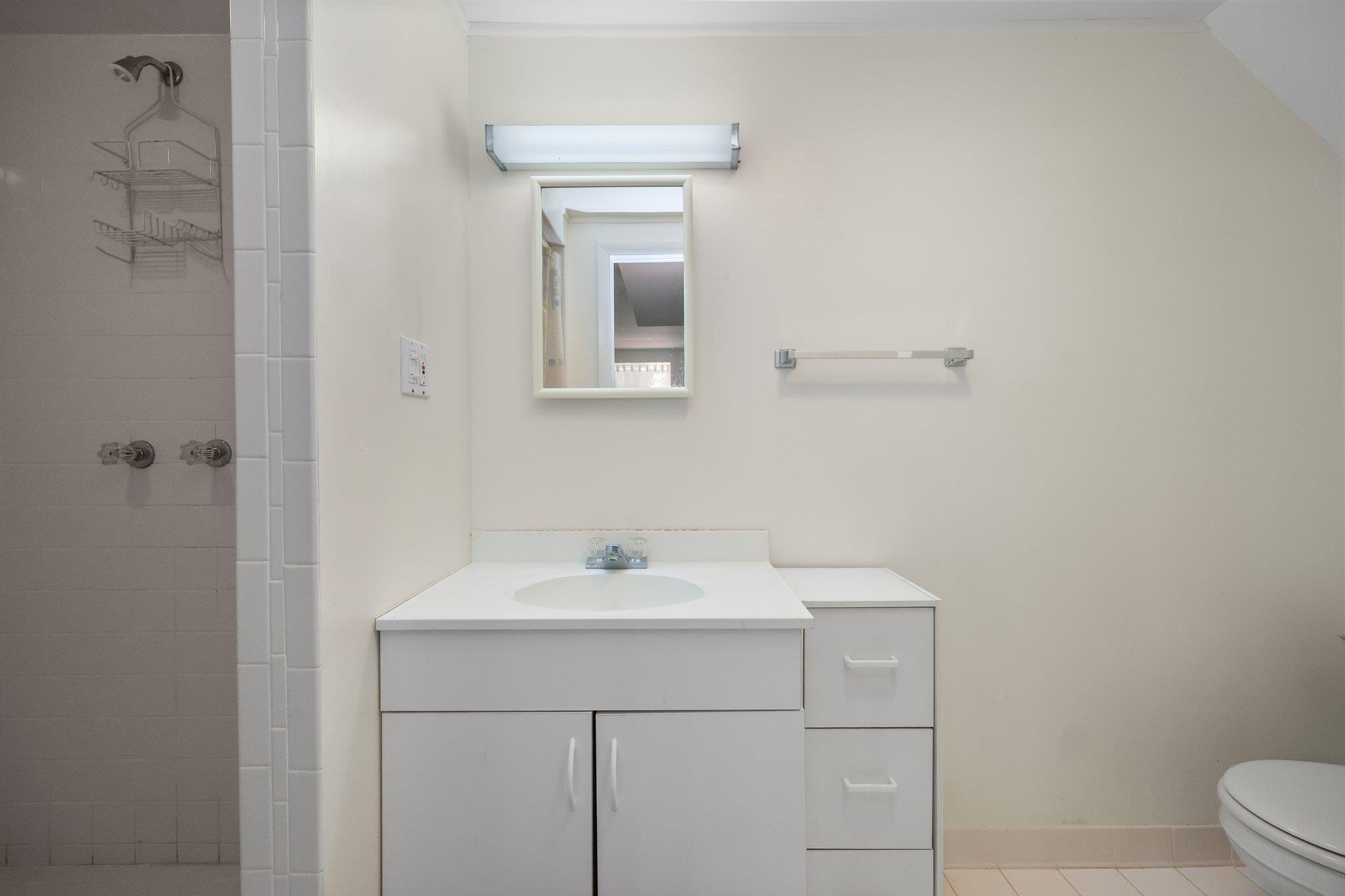 Condo Pemberwick  Out Of Area, NY 06831, MLS-852317-25