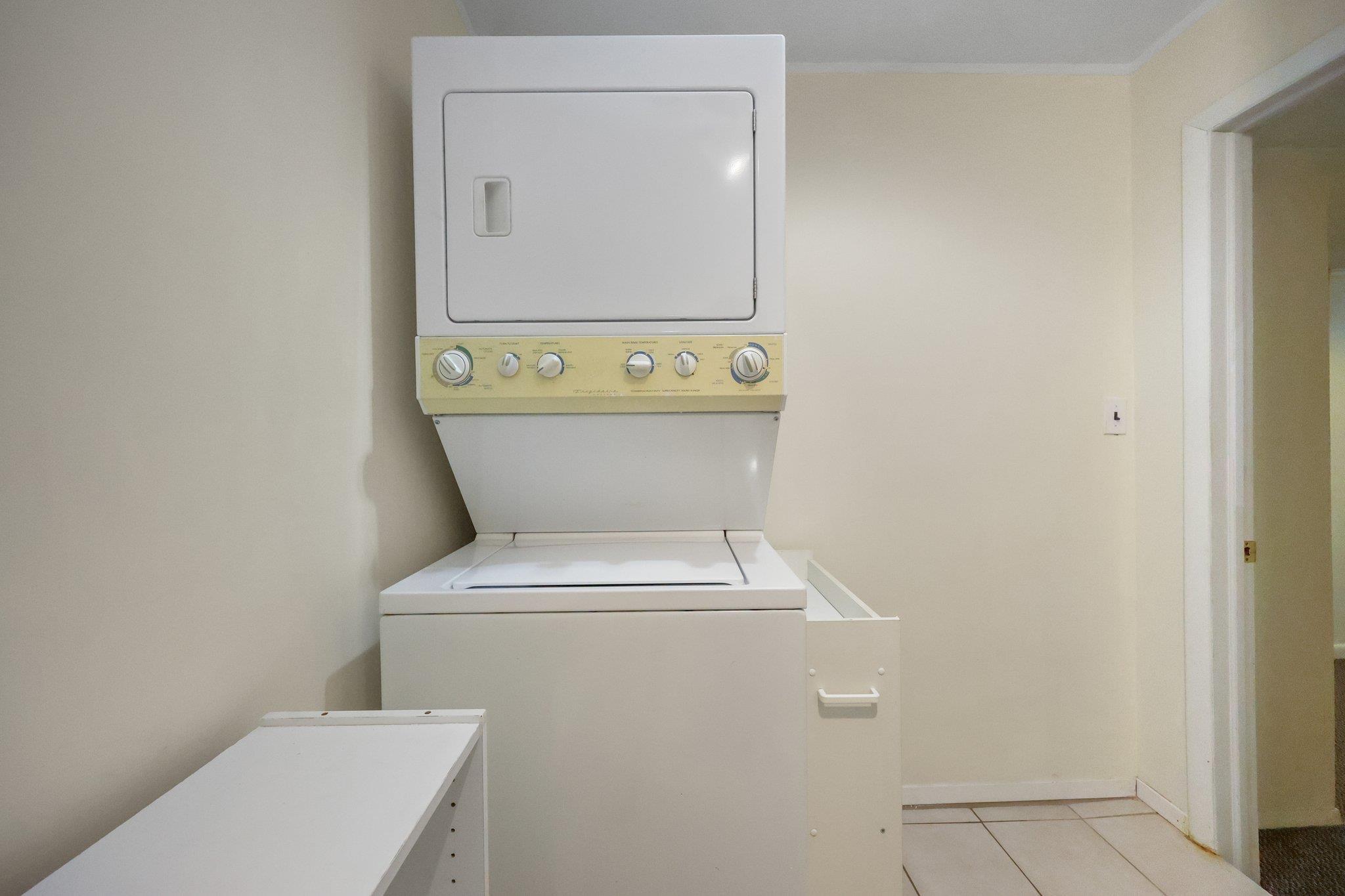 Condo Pemberwick  Out Of Area, NY 06831, MLS-852317-26