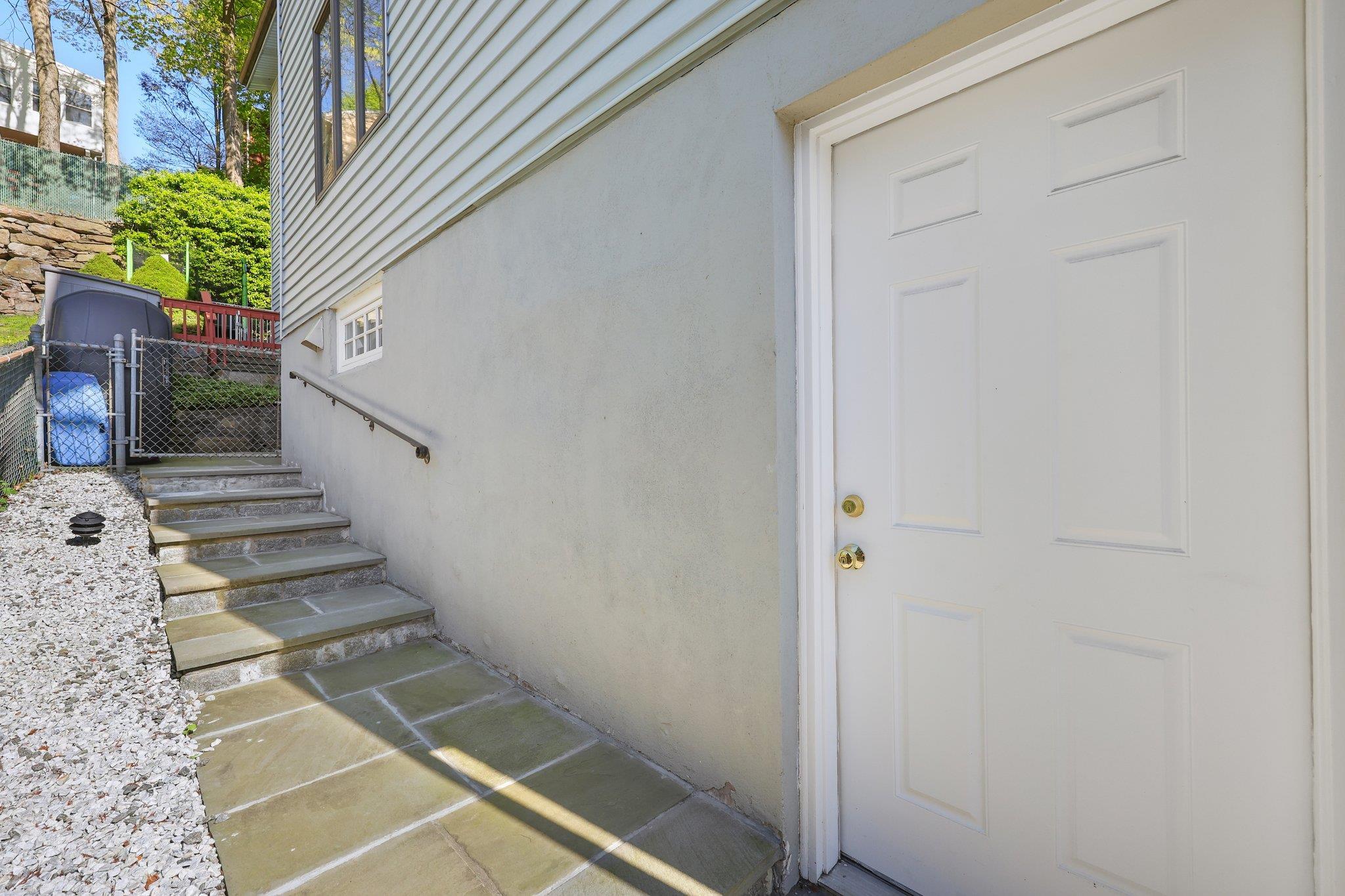 Condo Pemberwick  Out Of Area, NY 06831, MLS-852317-30
