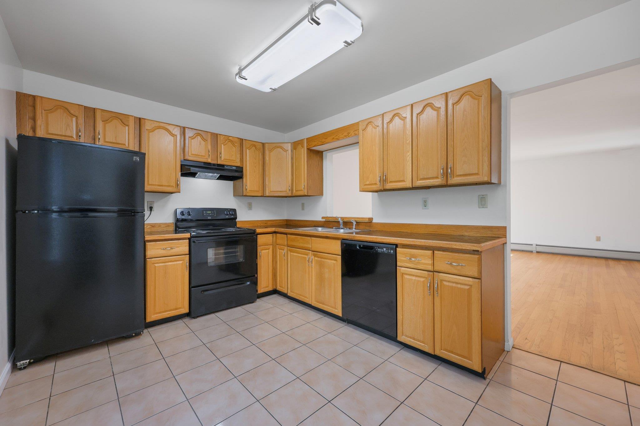 Condo Pemberwick  Out Of Area, NY 06831, MLS-852317-9
