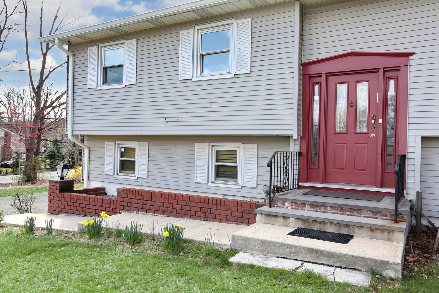 Single Family Burda  Rockland County, NY 10956, MLS-852336-3