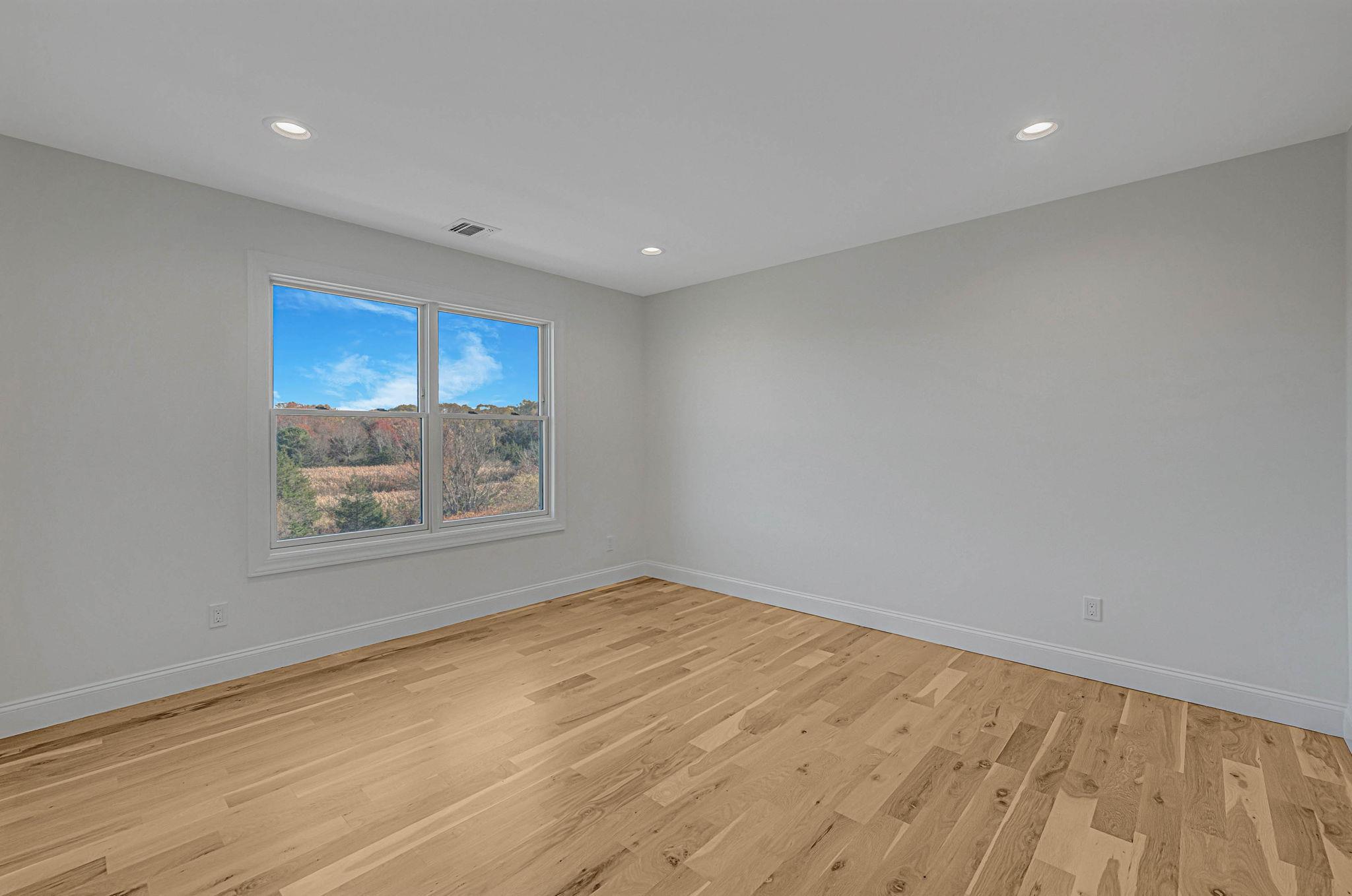 Single Family Bay  Suffolk County, NY 11941, MLS-852340-21
