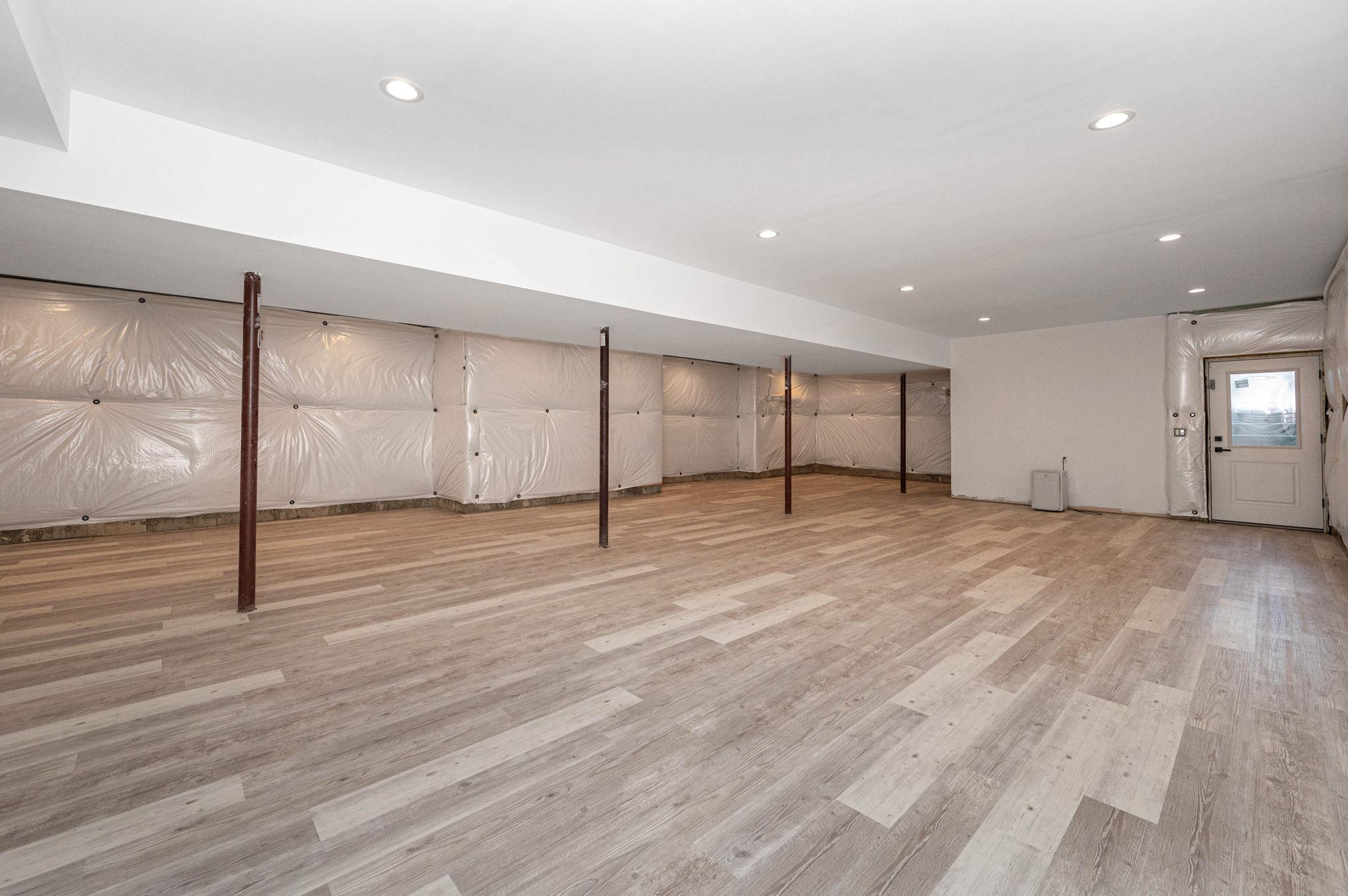 Single Family Bay  Suffolk County, NY 11941, MLS-852340-25