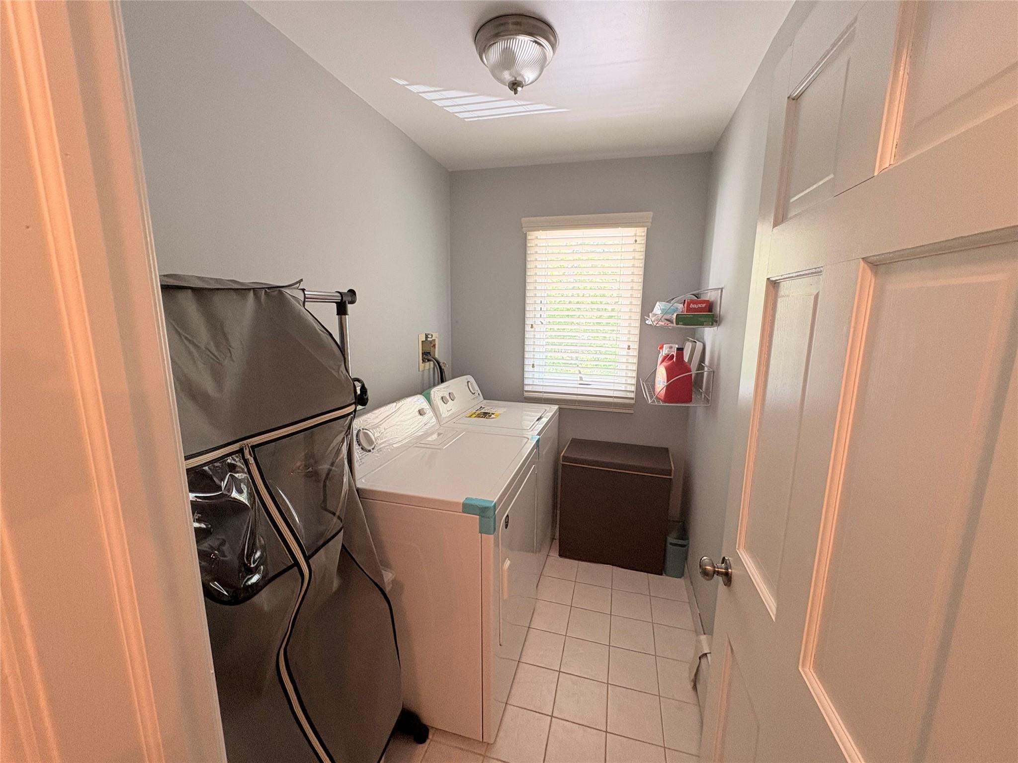 Single Family Palmetto  Nassau County, NY 11010, MLS-852341-14