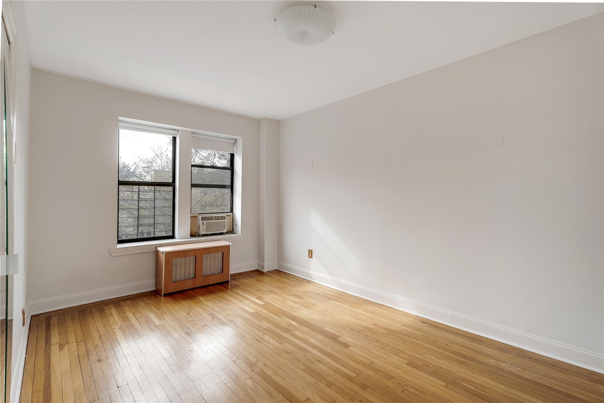 Coop 4th  Brooklyn, NY 11209, MLS-852354-7