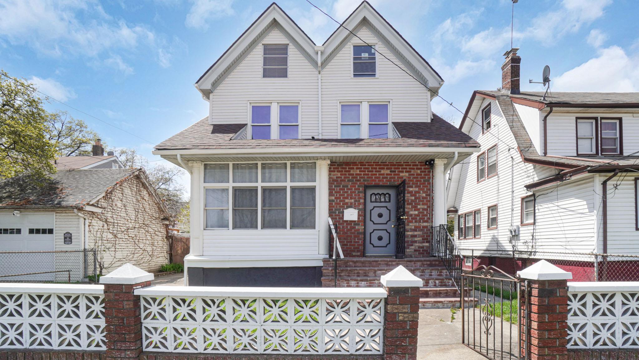 Single Family 196th  Queens, NY 11423, MLS-852356-2