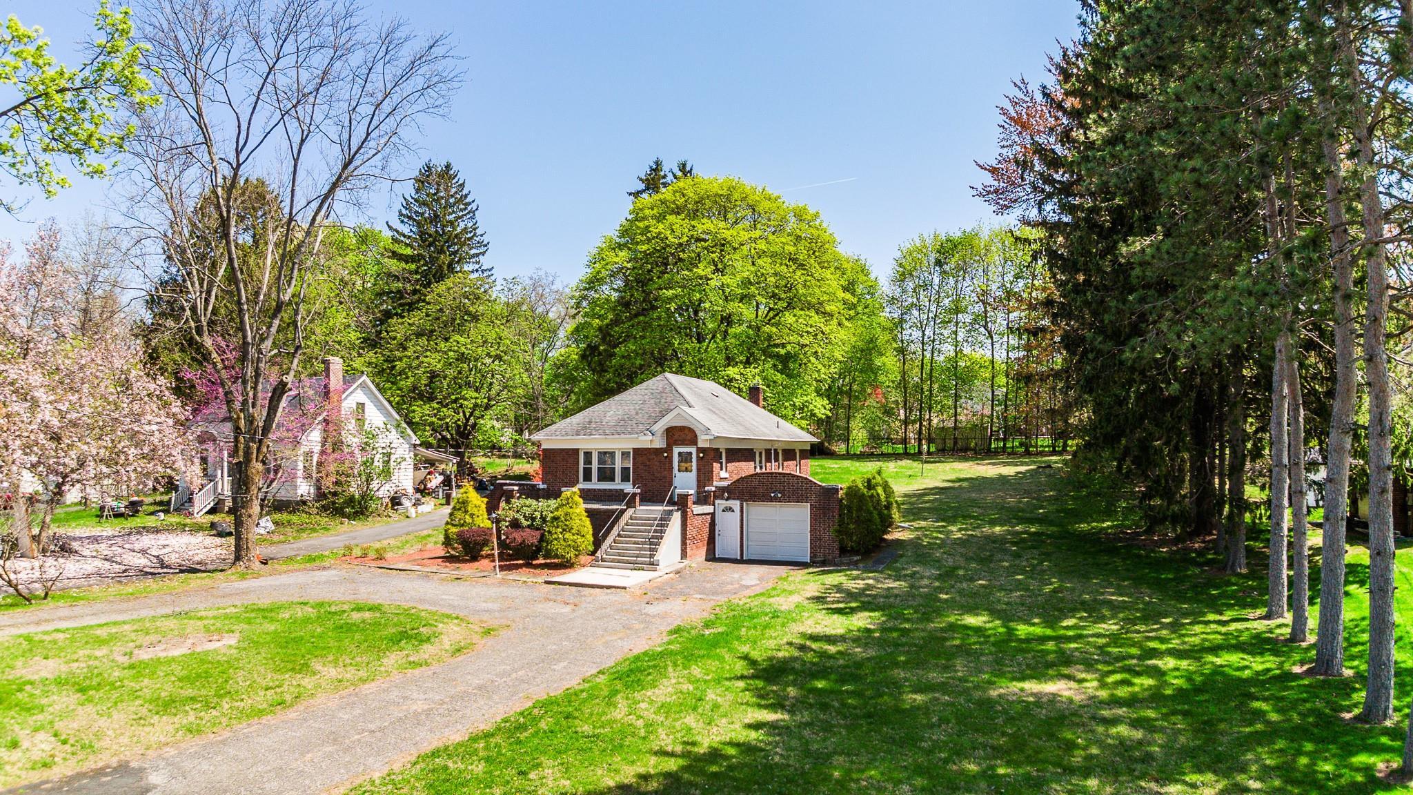 Single Family Quassaick  Orange County, NY 12553, MLS-852384-2