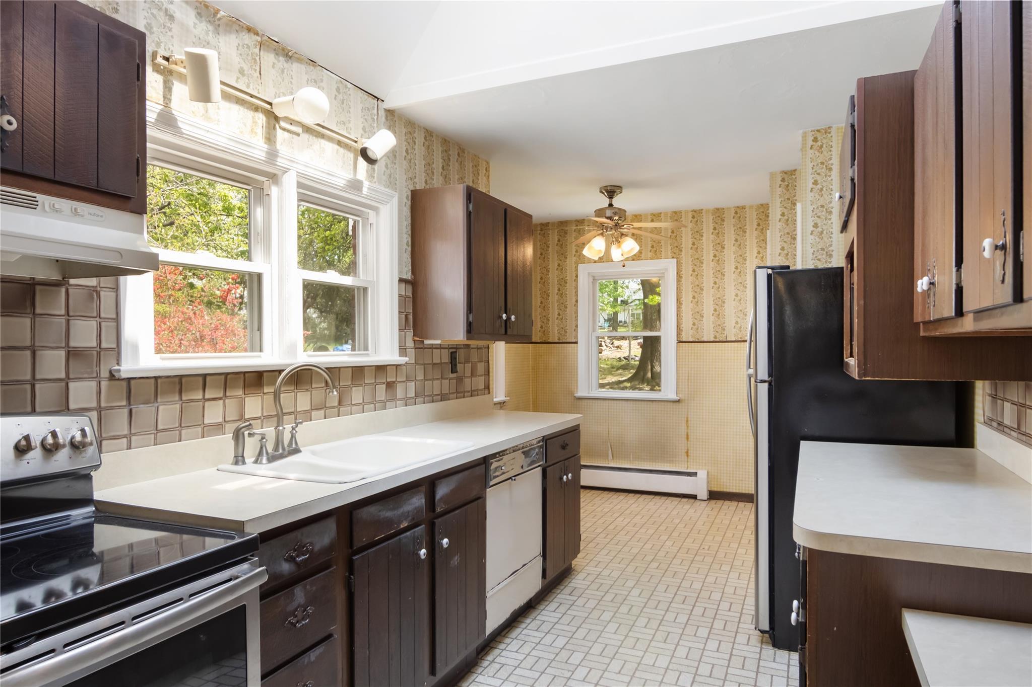 Single Family Quassaick  Orange County, NY 12553, MLS-852384-24