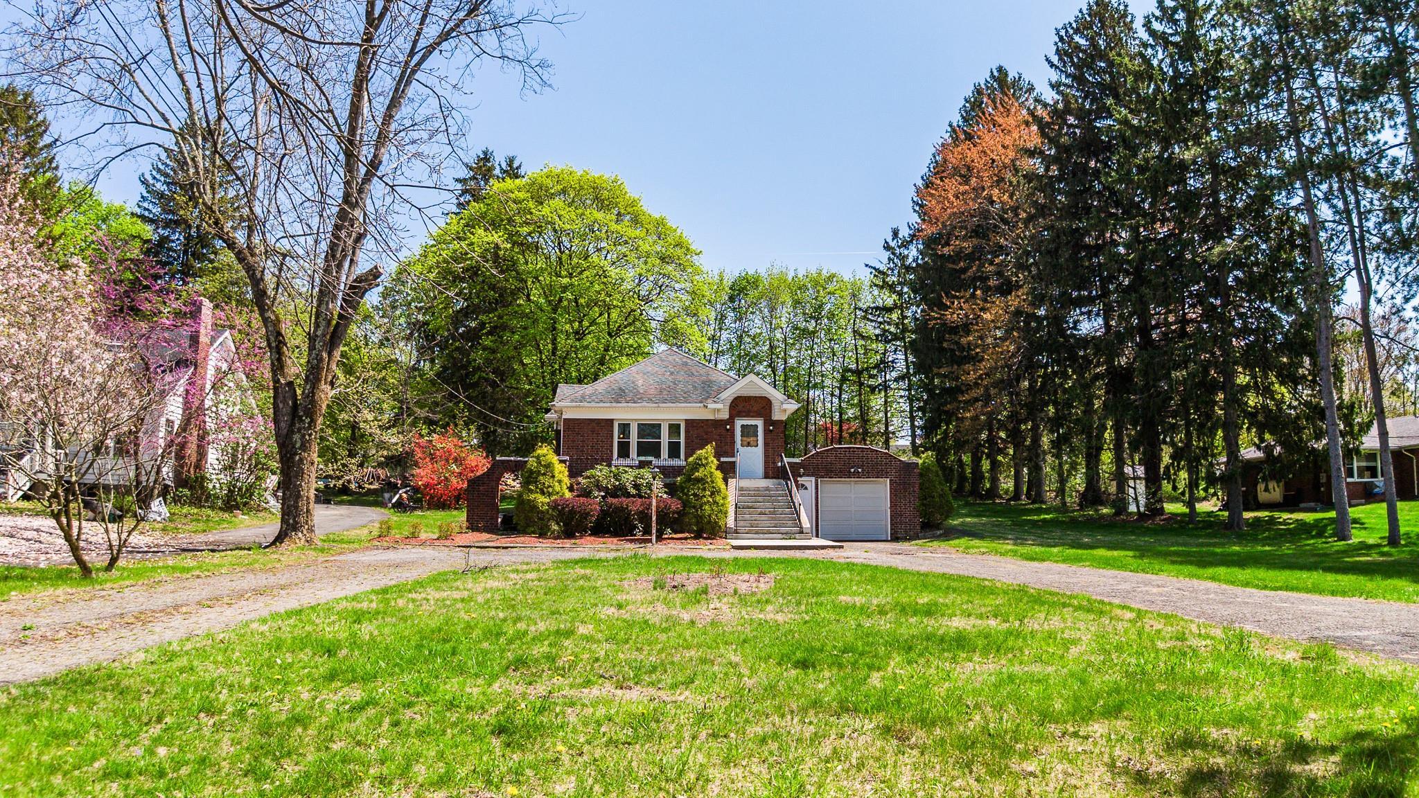 Single Family Quassaick  Orange County, NY 12553, MLS-852384-3