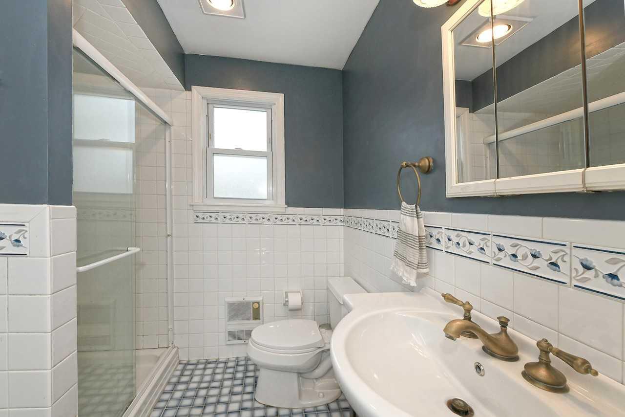 Single Family Maeder  Nassau County, NY 11566, MLS-852391-21