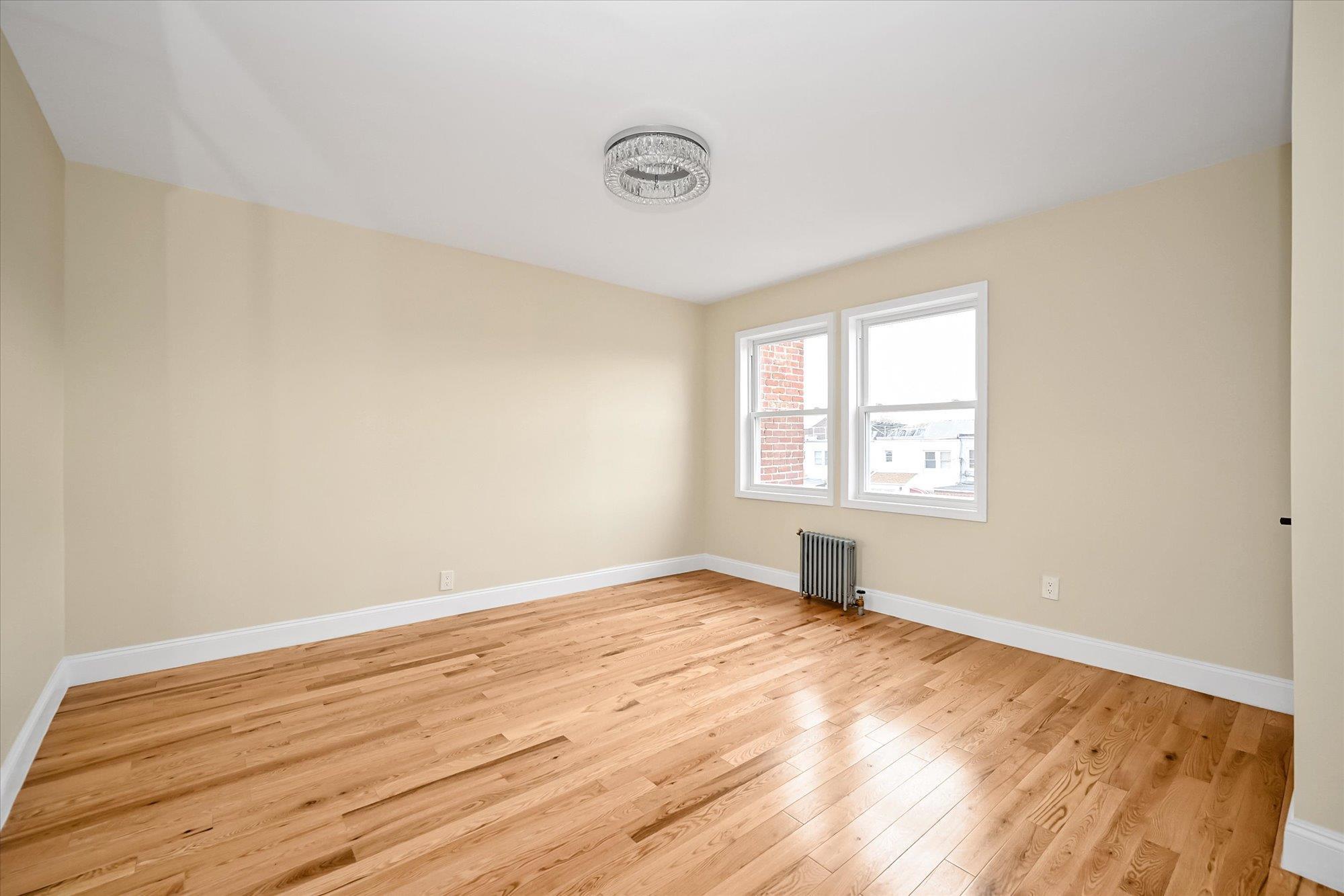 Single Family 225th  Queens, NY 11413, MLS-852393-11