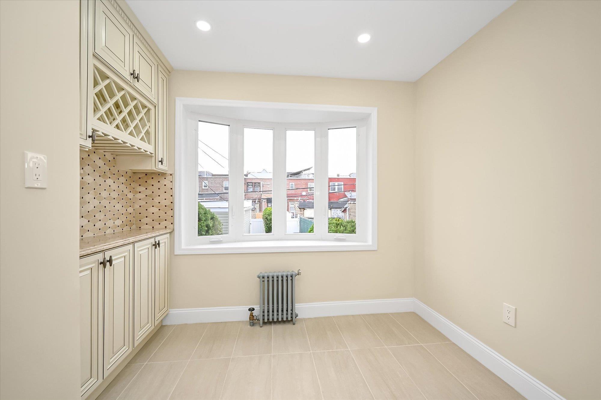 Single Family 225th  Queens, NY 11413, MLS-852393-9