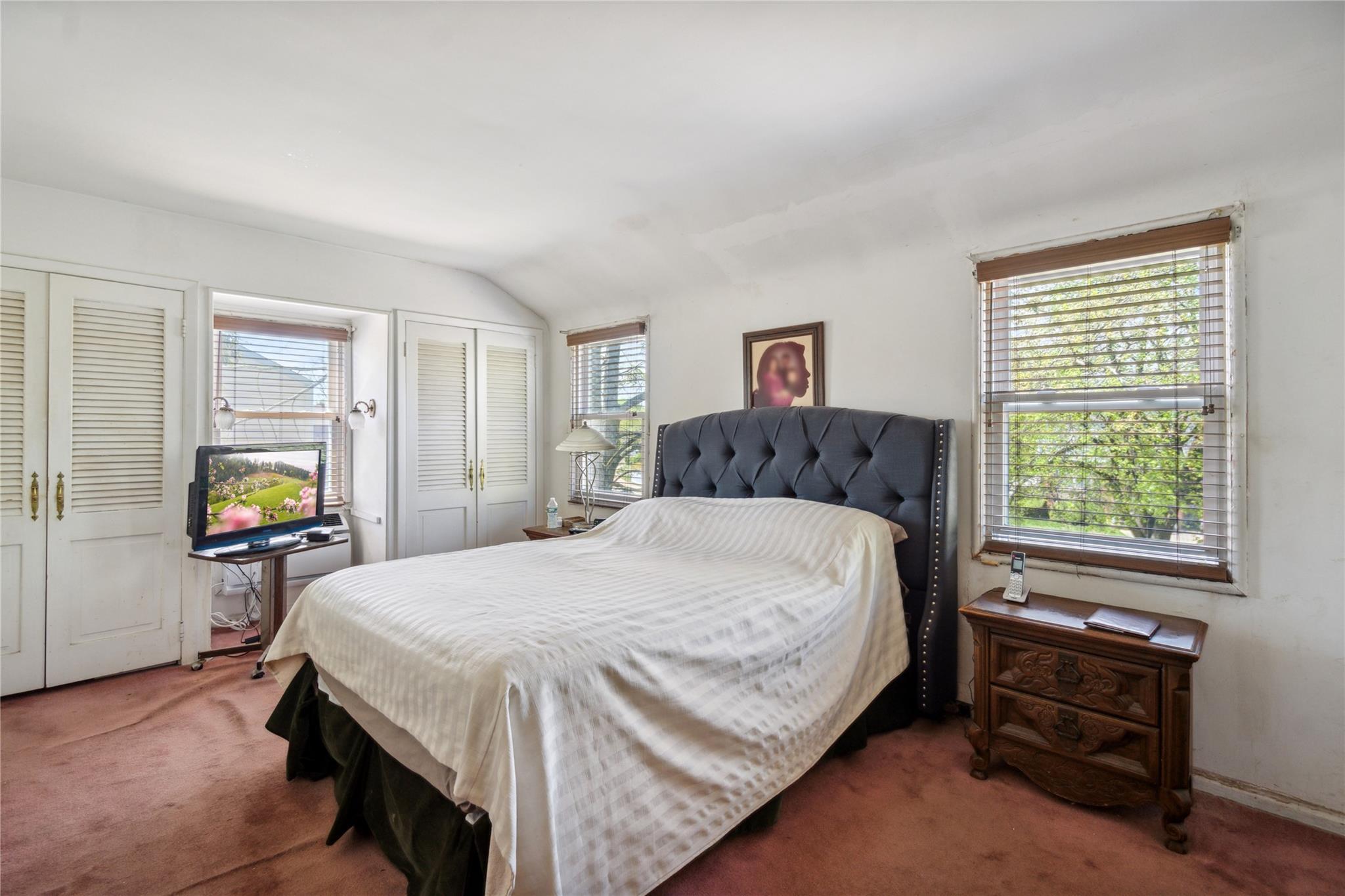 Single Family Emily  Nassau County, NY 11003, MLS-852394-12